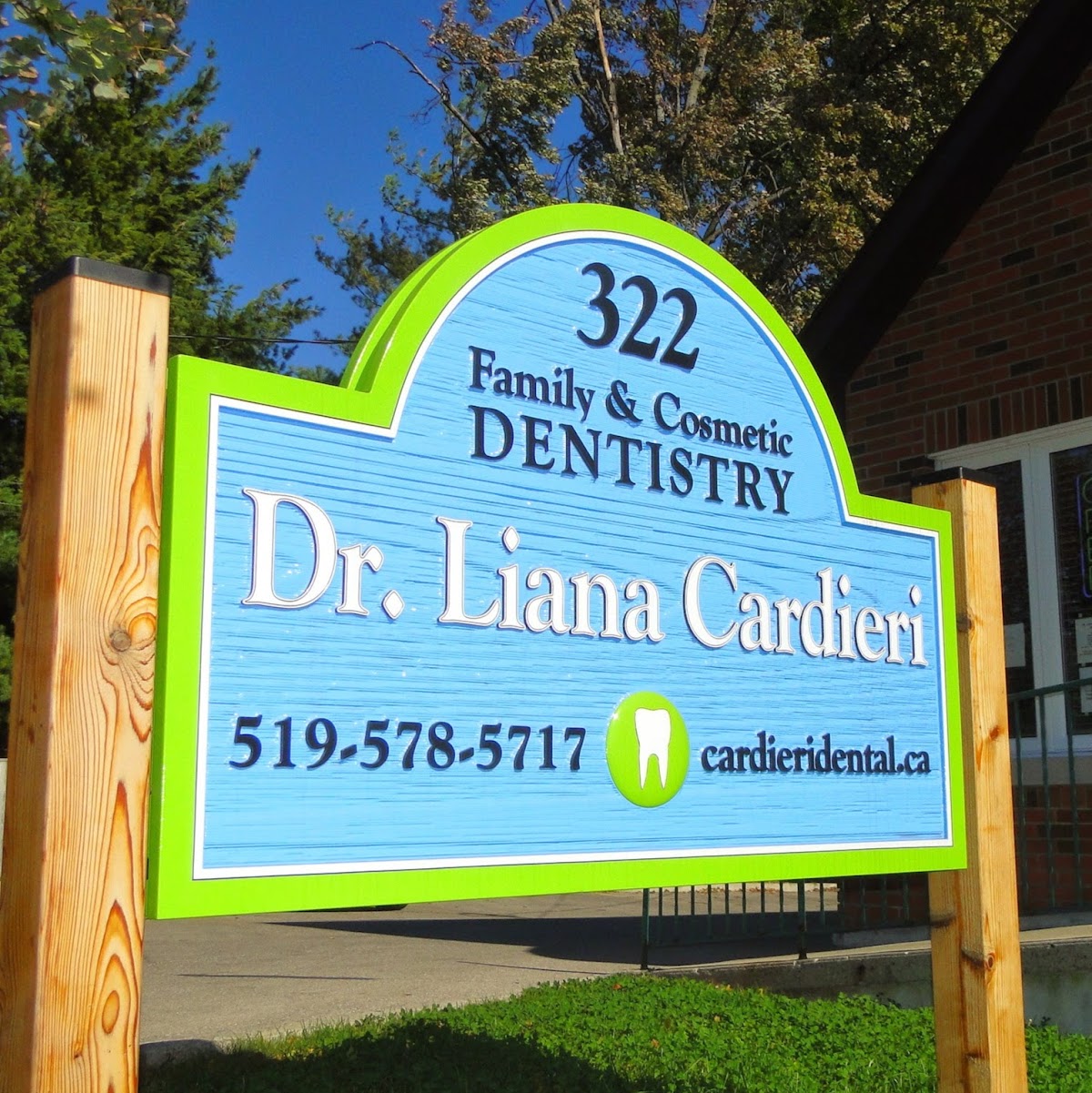 Dr. Liana Cardieri Family and Cosmetic Dentistry dental clinic in Kitchener - Photo 2