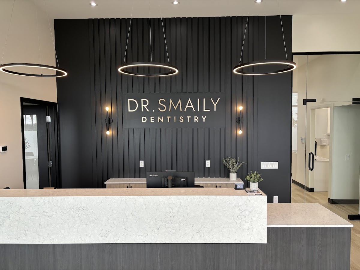 Dr. Smaily Dentistry dental clinic in Brant - Photo 7