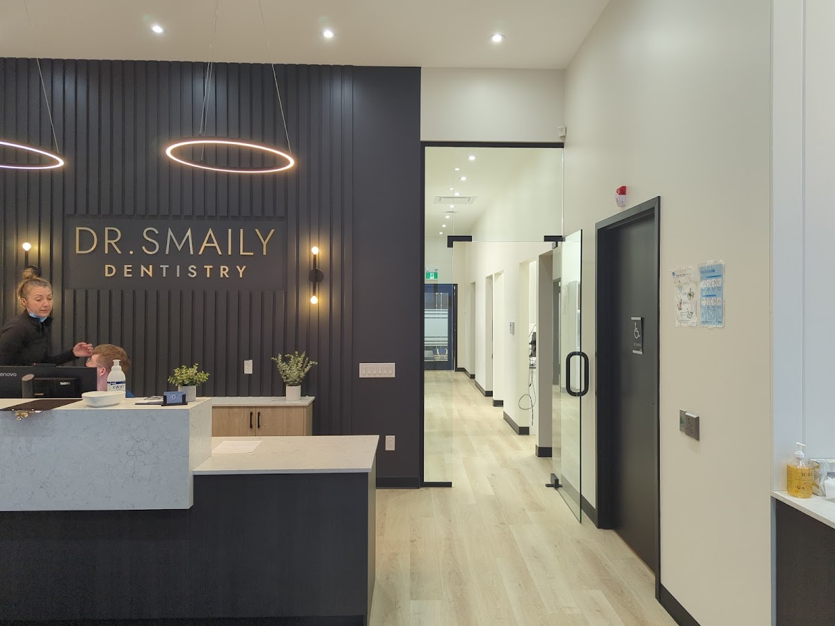 Dr. Smaily Dentistry dental clinic in Brant - Photo 8
