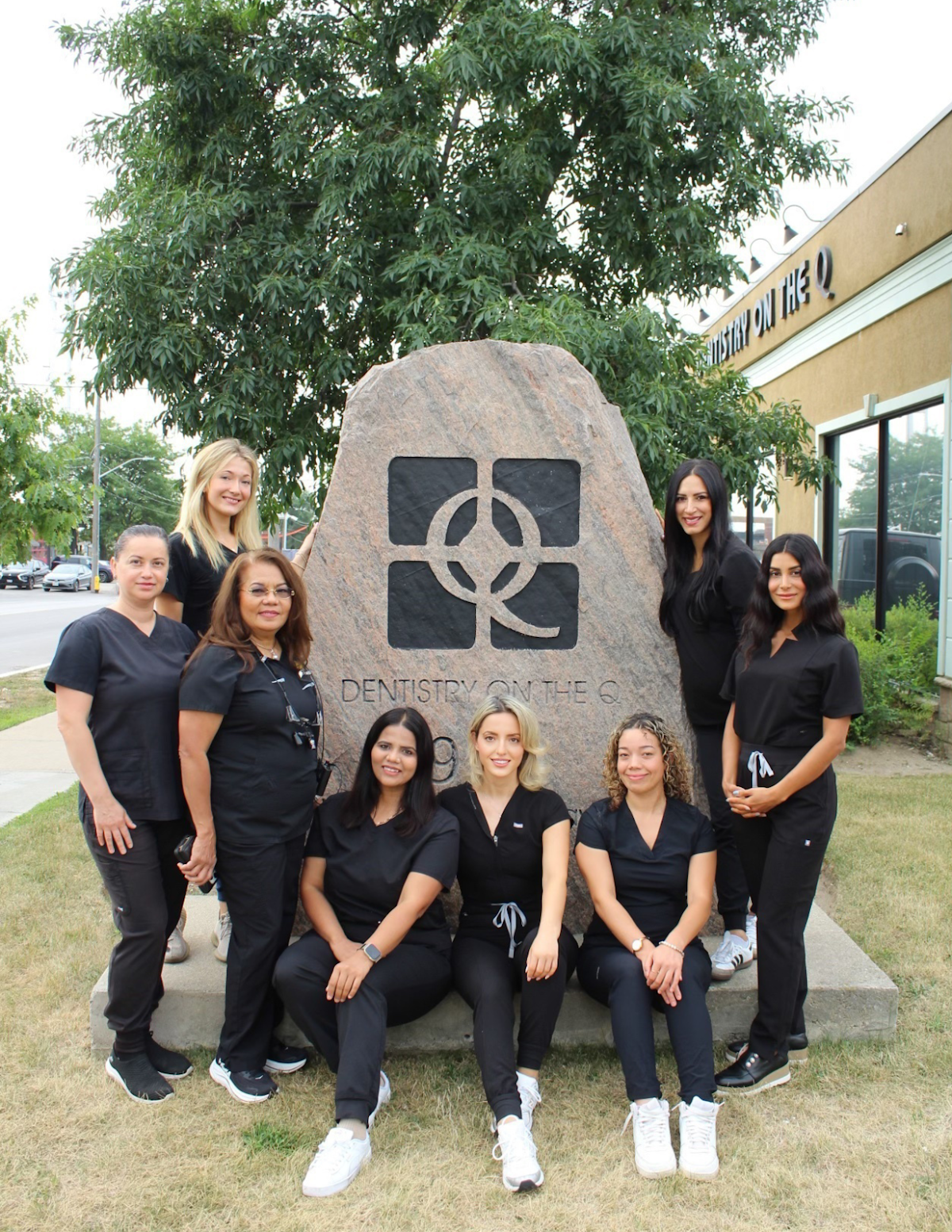 Dentistry on the Q dental clinic in Etobicoke - Photo 9