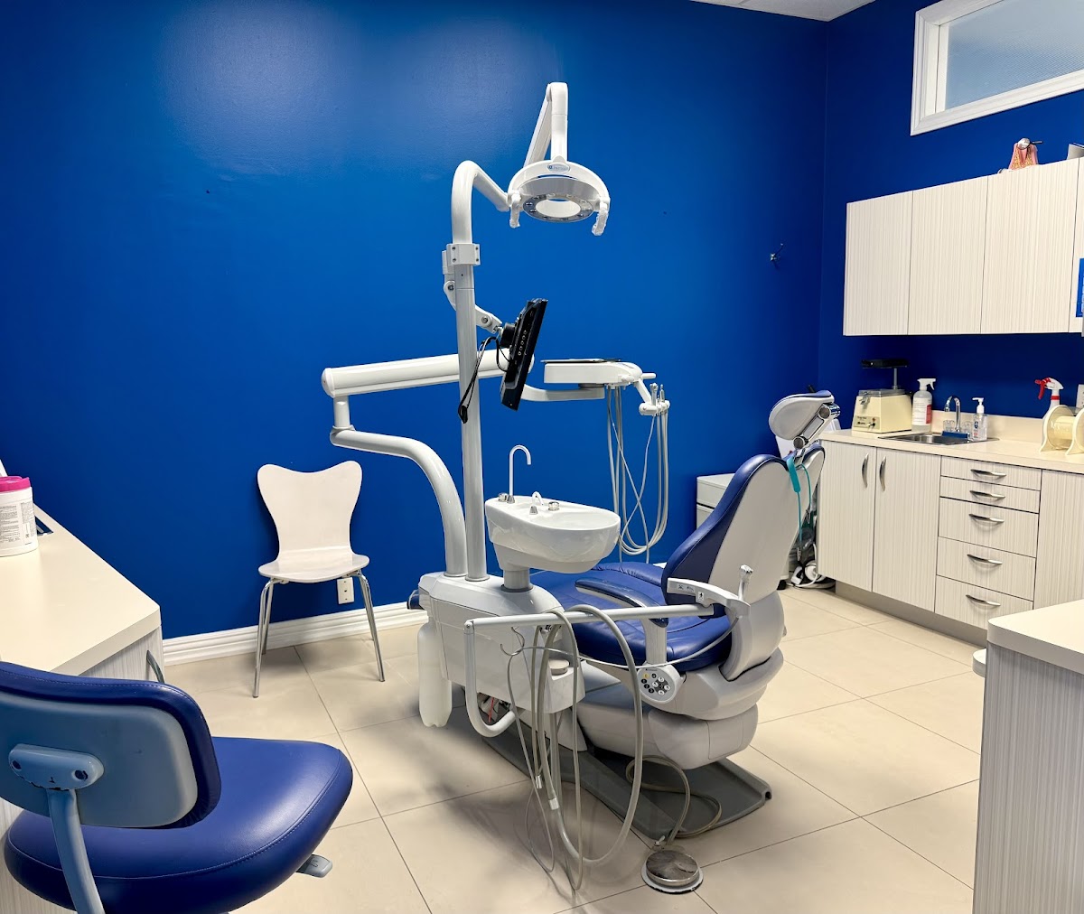 Steeles Weston Family Dental North York dental clinic in North York - Photo 5