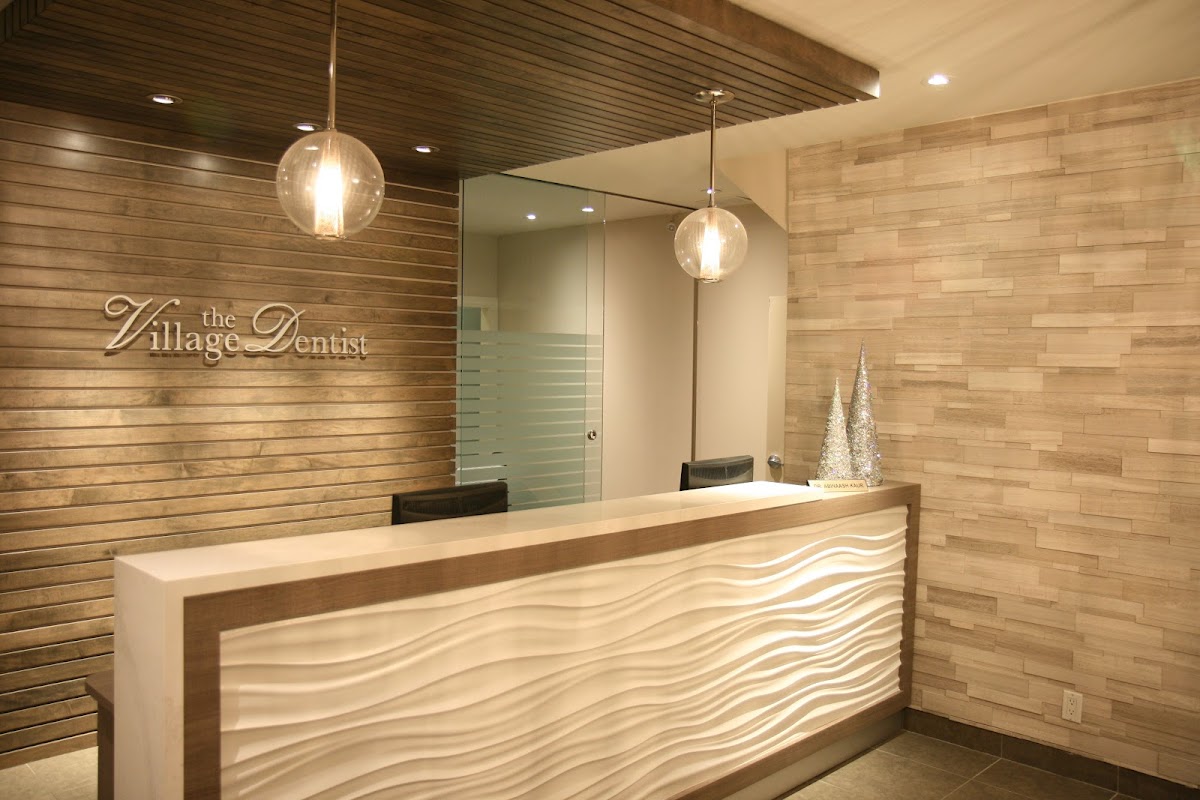 The Village Dentist dental clinic in Old Toronto - Photo 6