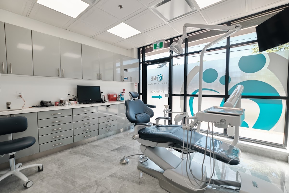 One Family Dental dental clinic in Burlington - Photo 2