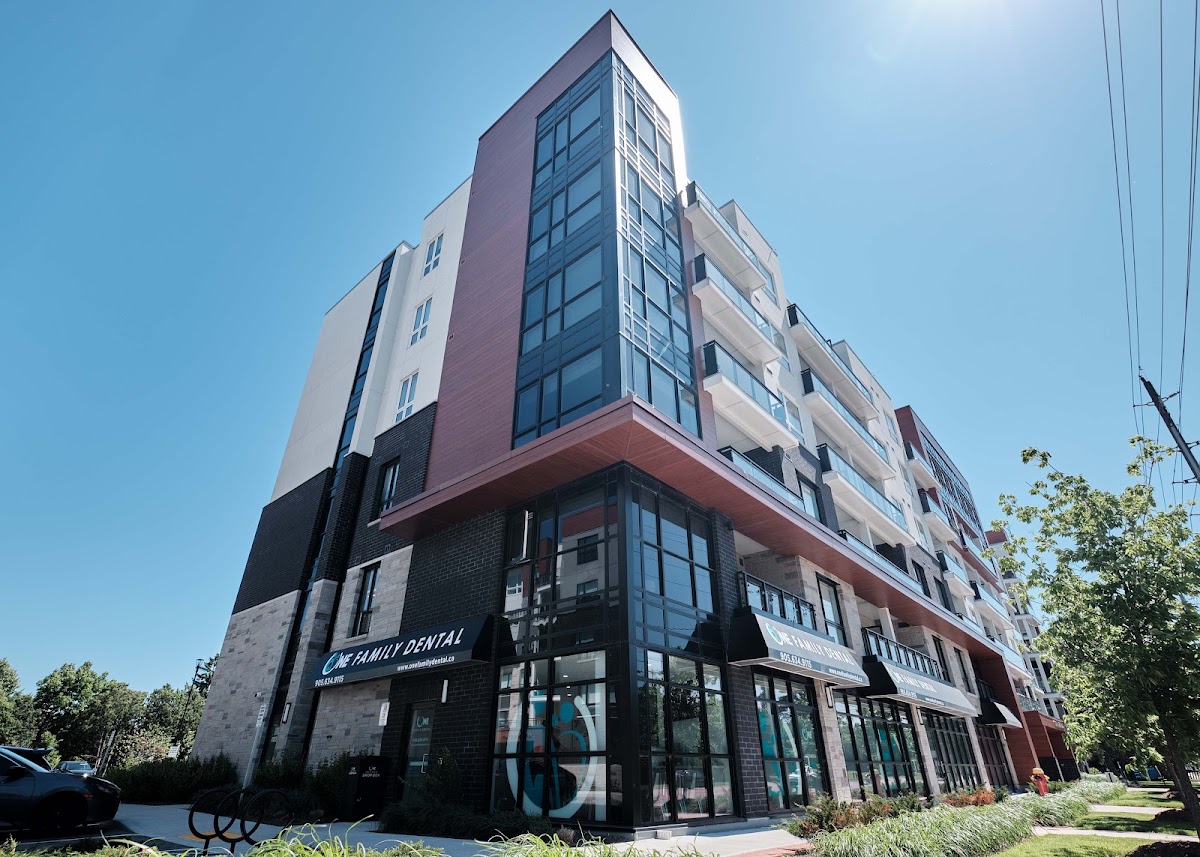 One Family Dental dental clinic in Burlington - Photo 5