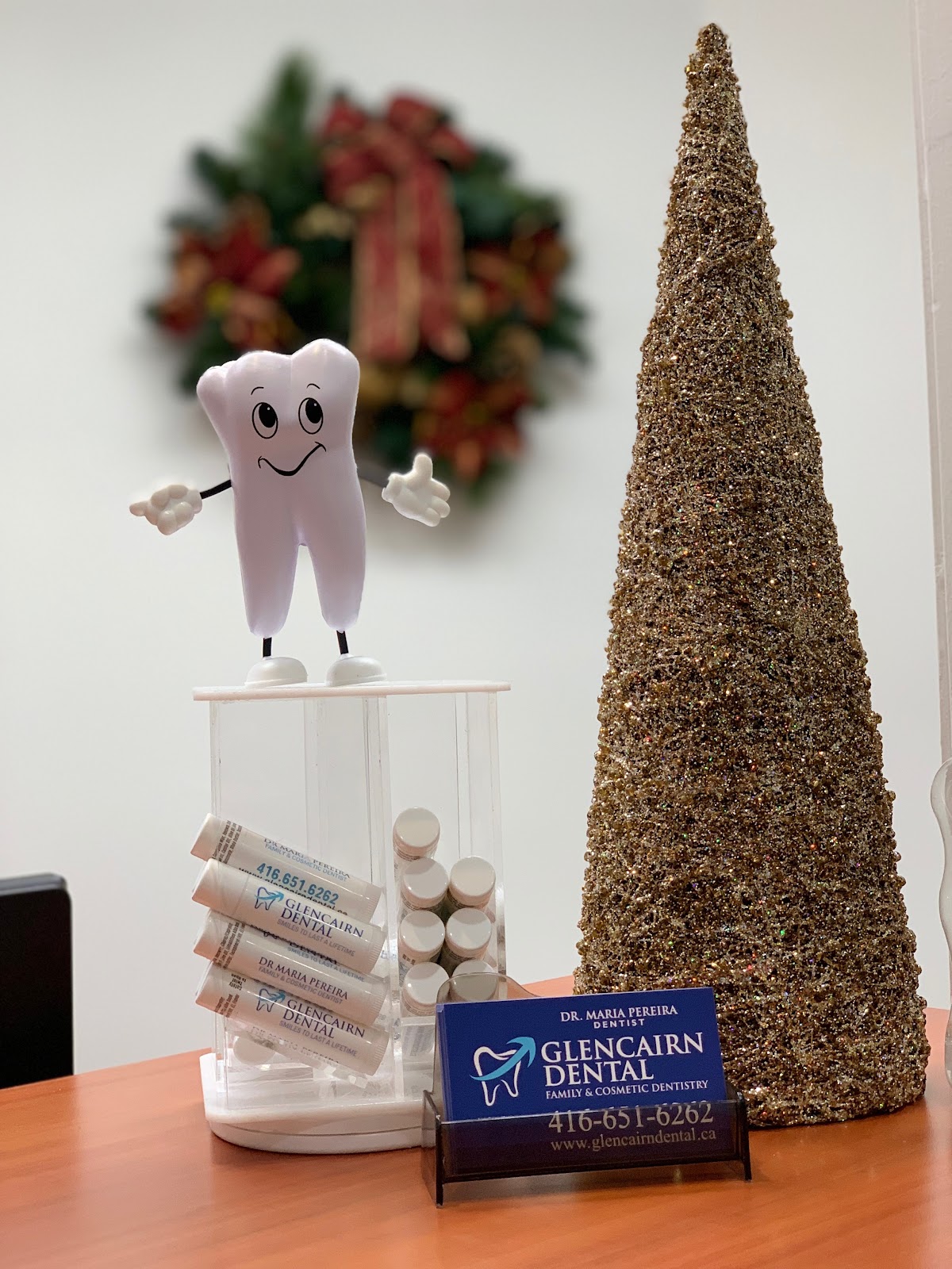 Glencairn Dental - Dr. Maria Pereira dental clinic in North York - Photo 3