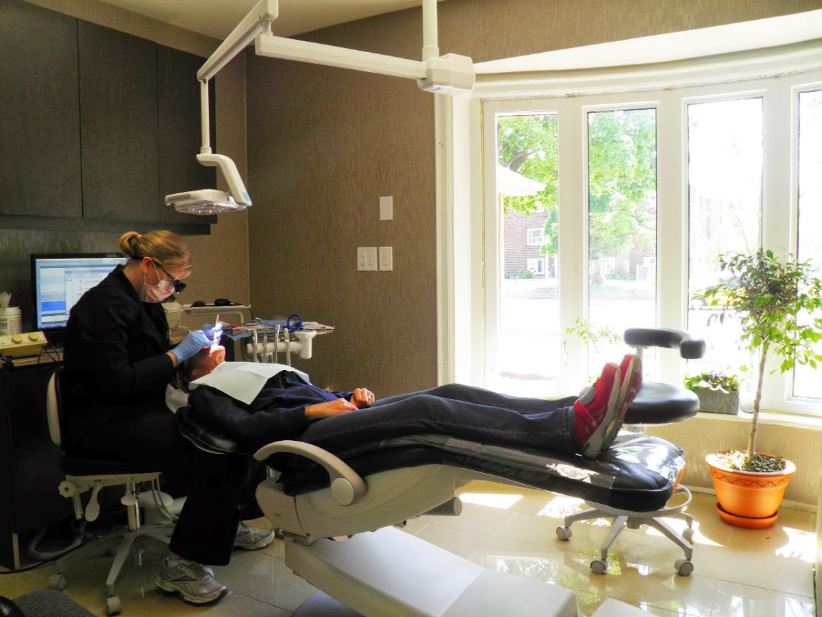 Dentistry on Brant - Dr. Mary Anne New dental clinic in Burlington - Photo 3