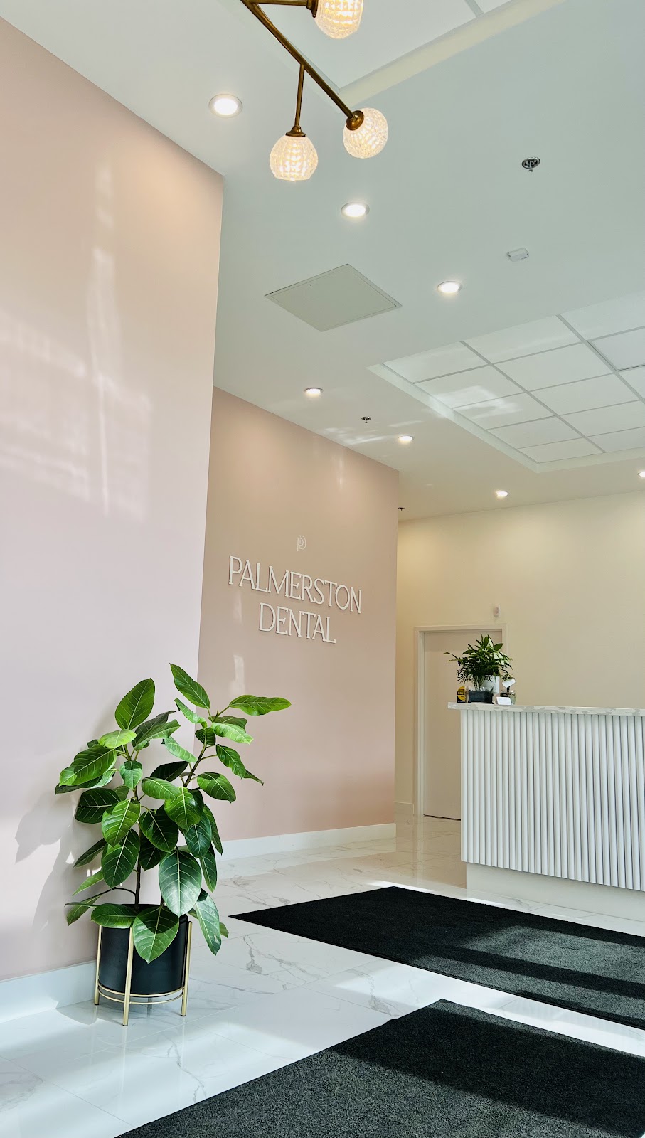 Palmerston Dental dental clinic in Old Toronto - Photo 2