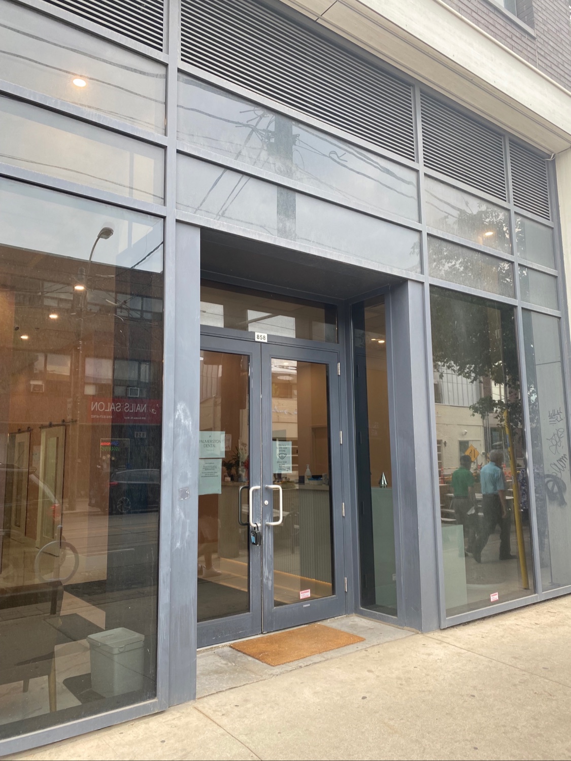Palmerston Dental dental clinic in Old Toronto - Photo 5