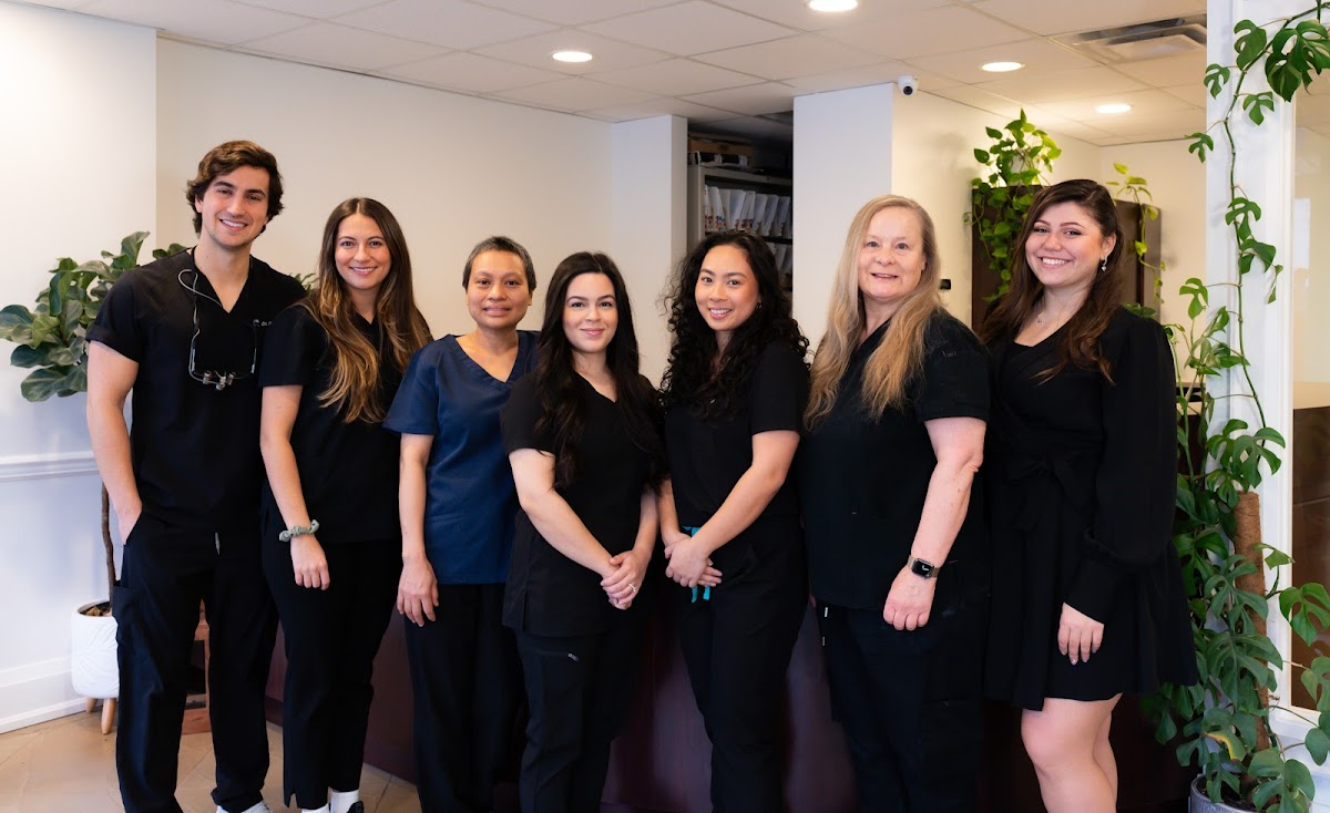 Tinto Dentistry dental clinic in Old Toronto - Photo 2
