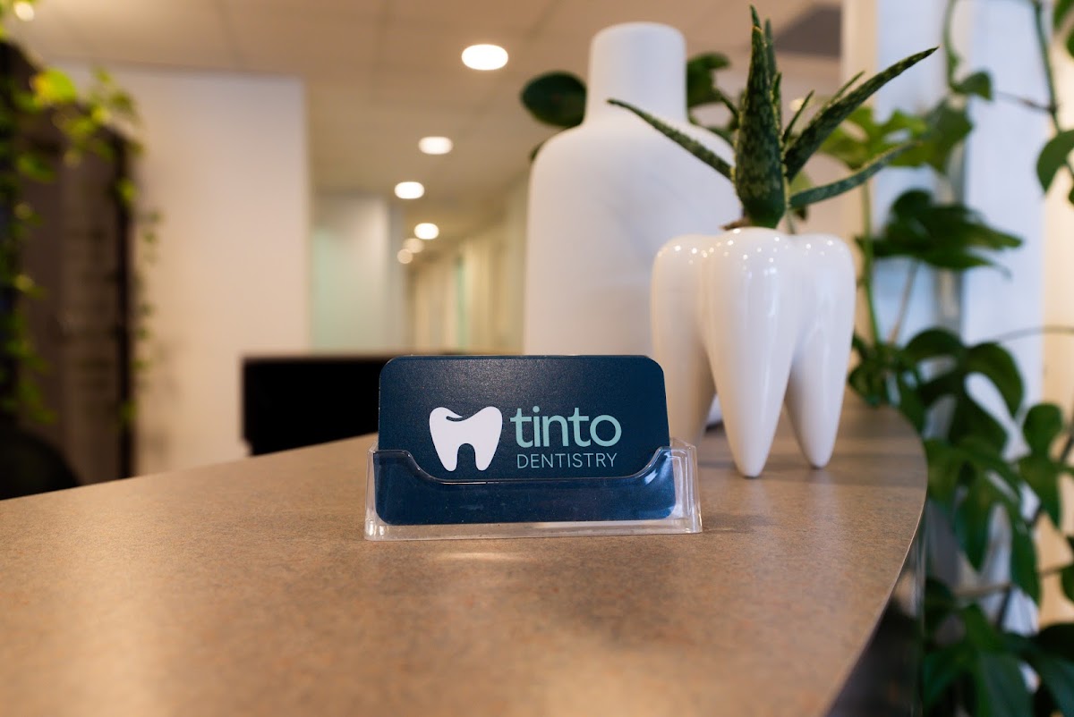 Tinto Dentistry dental clinic in Old Toronto - Photo 3