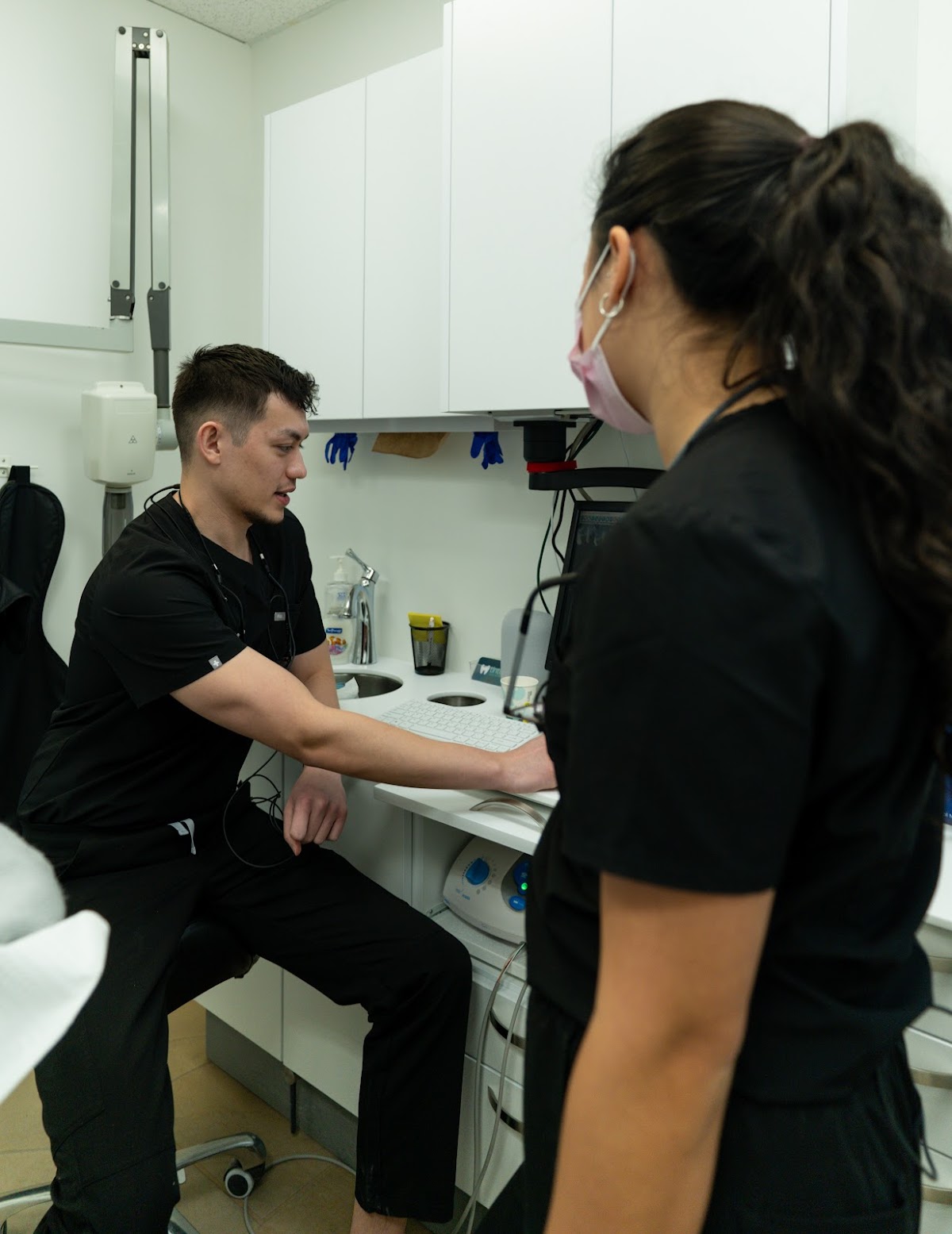 Tinto Dentistry dental clinic in Old Toronto - Photo 10