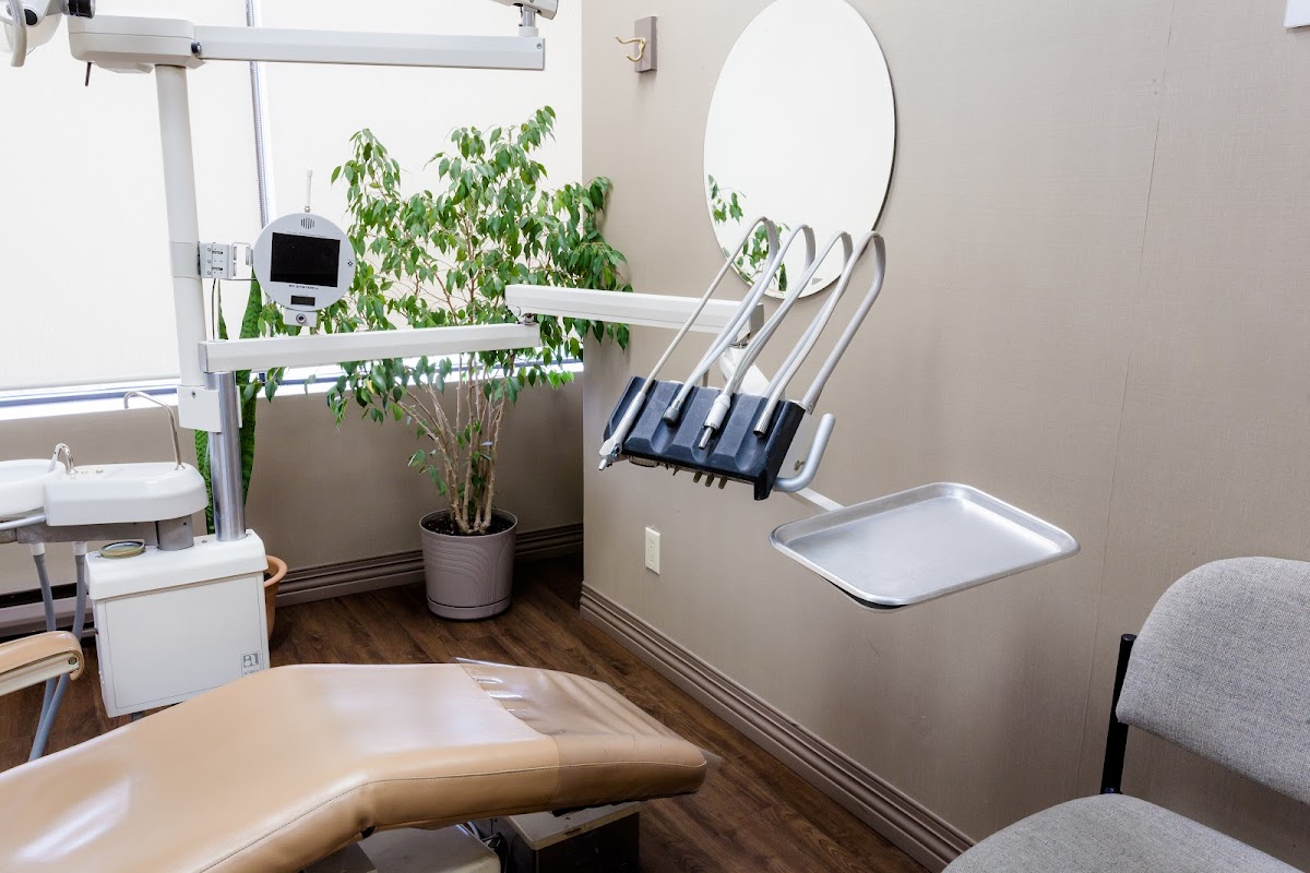 North Park Dental Care dental clinic in North York - Photo 3