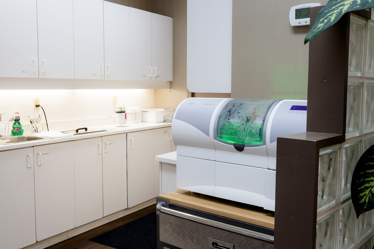 North Park Dental Care dental clinic in North York - Photo 4