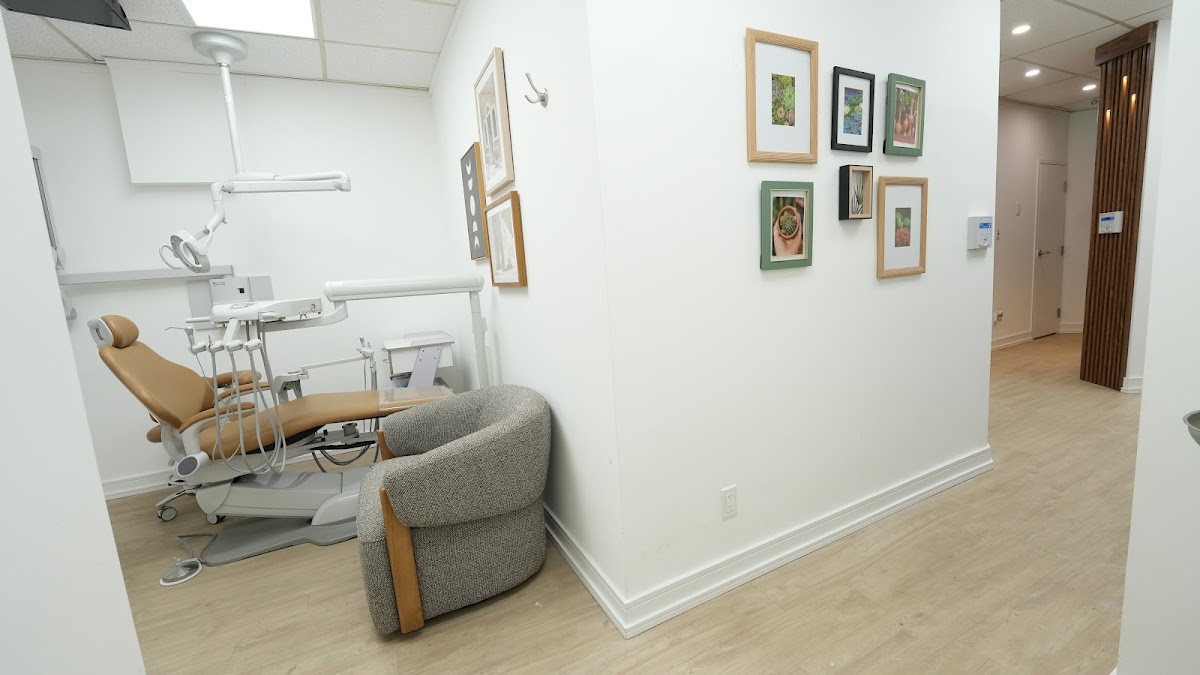 Moxie Dental dental clinic in York - Photo 8
