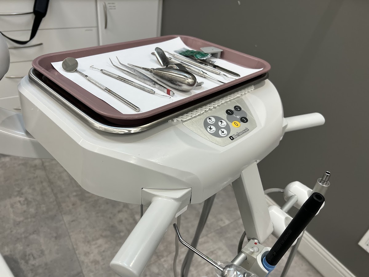 St George Dental dental clinic in Old Toronto - Photo 5