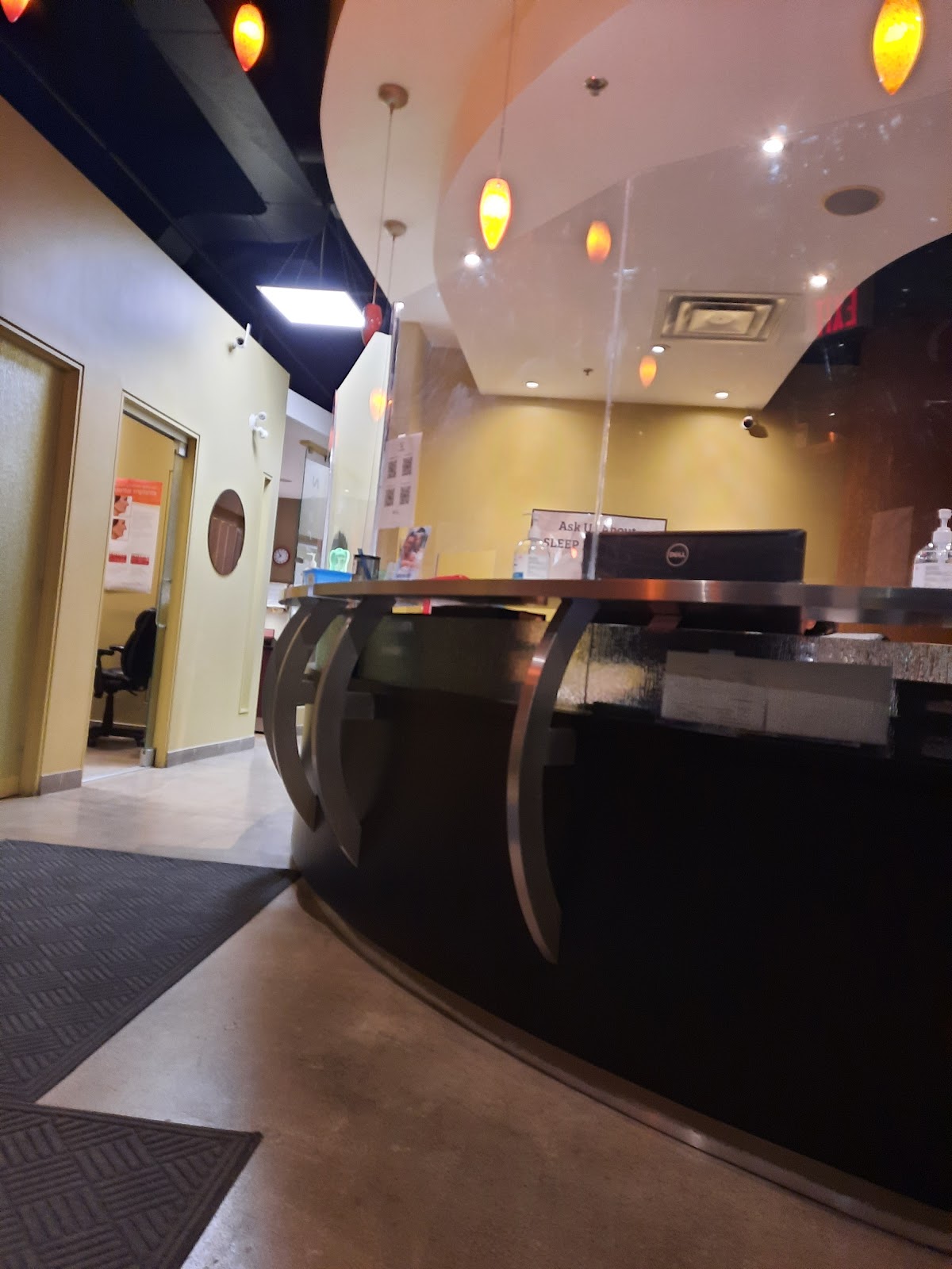 Bite Dental - Downtown Toronto Dentist dental clinic in Old Toronto - Photo 5