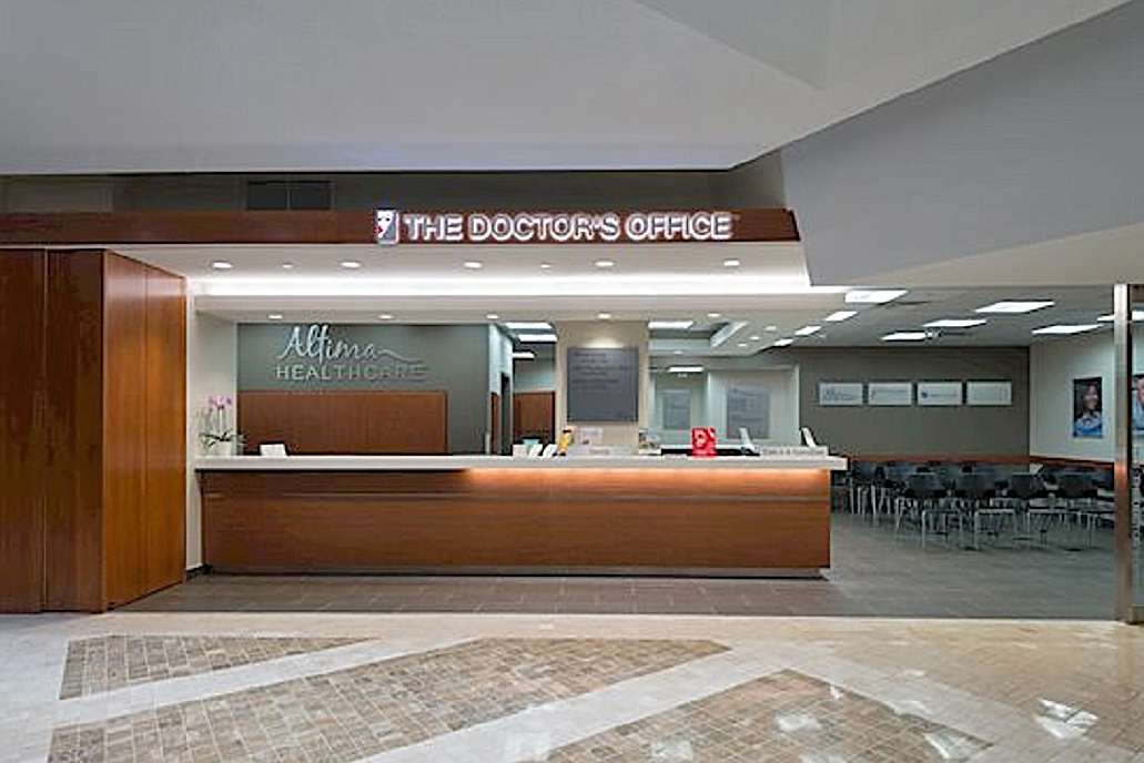 Altima Dental Centre at First Canadian Place dental clinic in Old Toronto - Photo 1