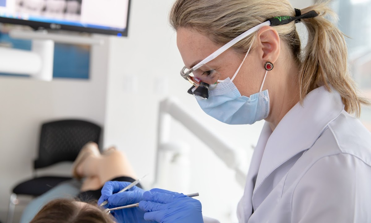 Church Wellesley Dental Centre dental clinic in Old Toronto - Photo 5