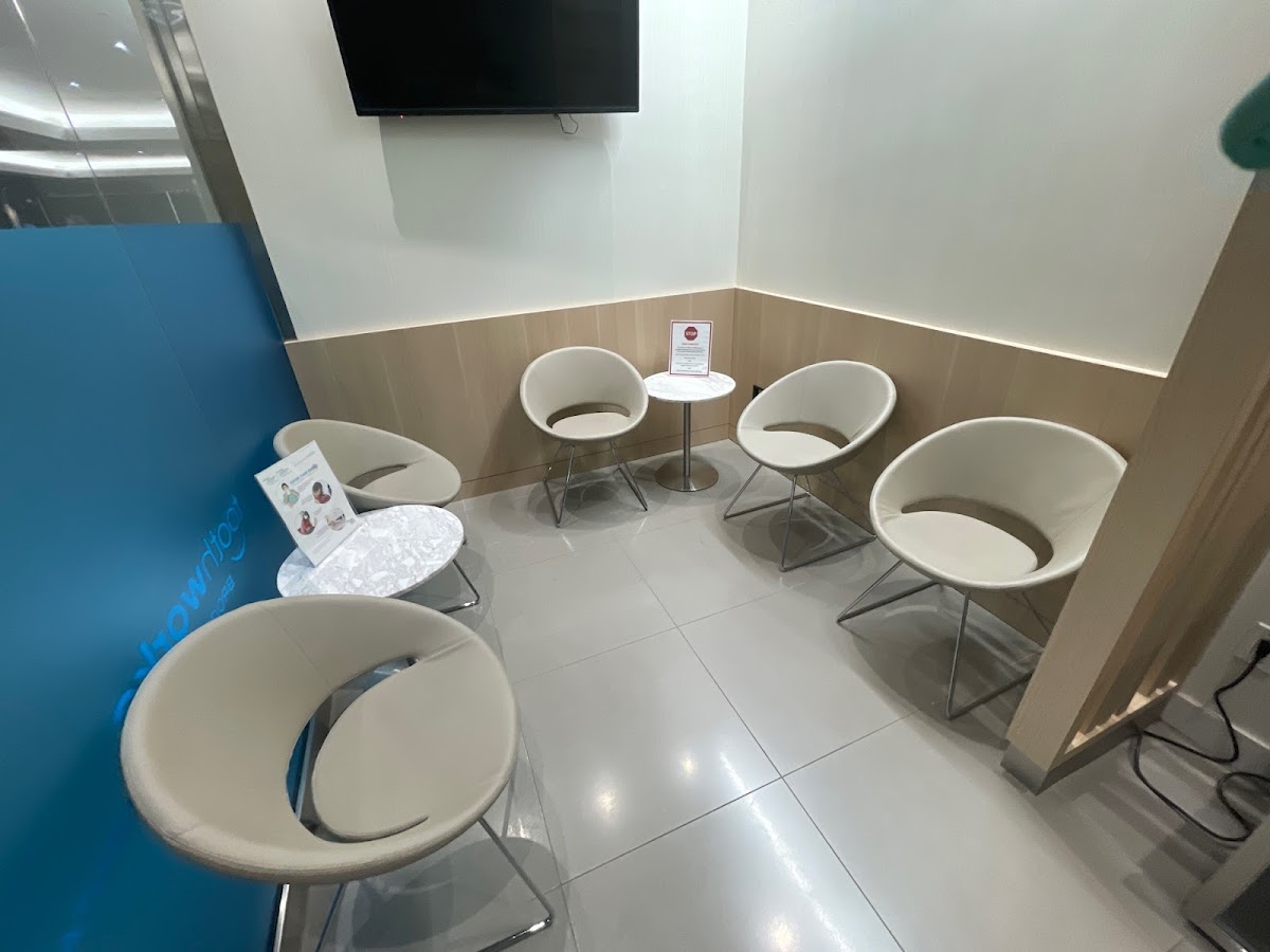 Toothworks Brookfield Place Dental dental clinic in Old Toronto - Photo 4