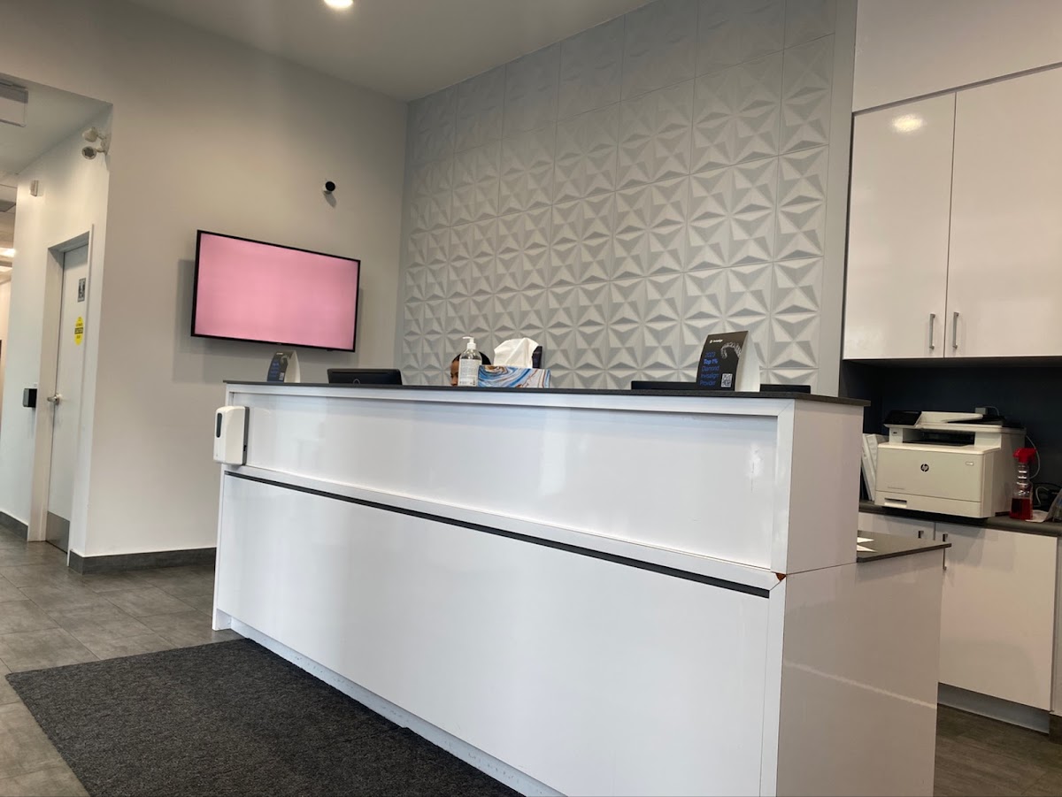 City Dental Toronto dental clinic in Old Toronto - Photo 6