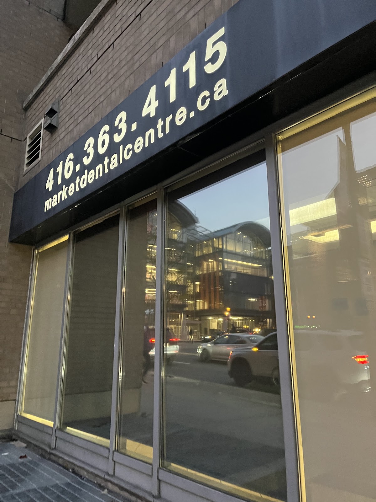 Market Dental Centre | Old Town Toronto and St Lawrence Market Area dental clinic in Old Toronto - Photo 5