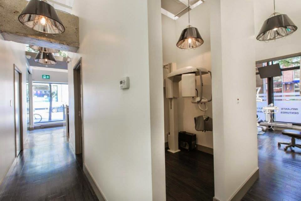 King East Dental dental clinic in Old Toronto - Photo 6