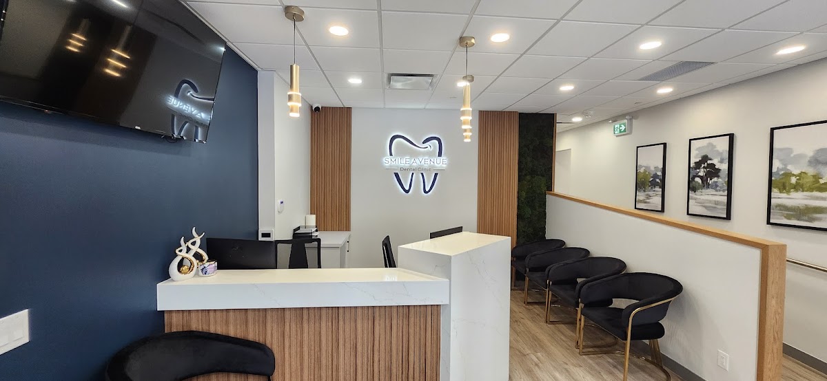 Smile Avenue Dental Clinic dental clinic in Old Toronto - Photo 1