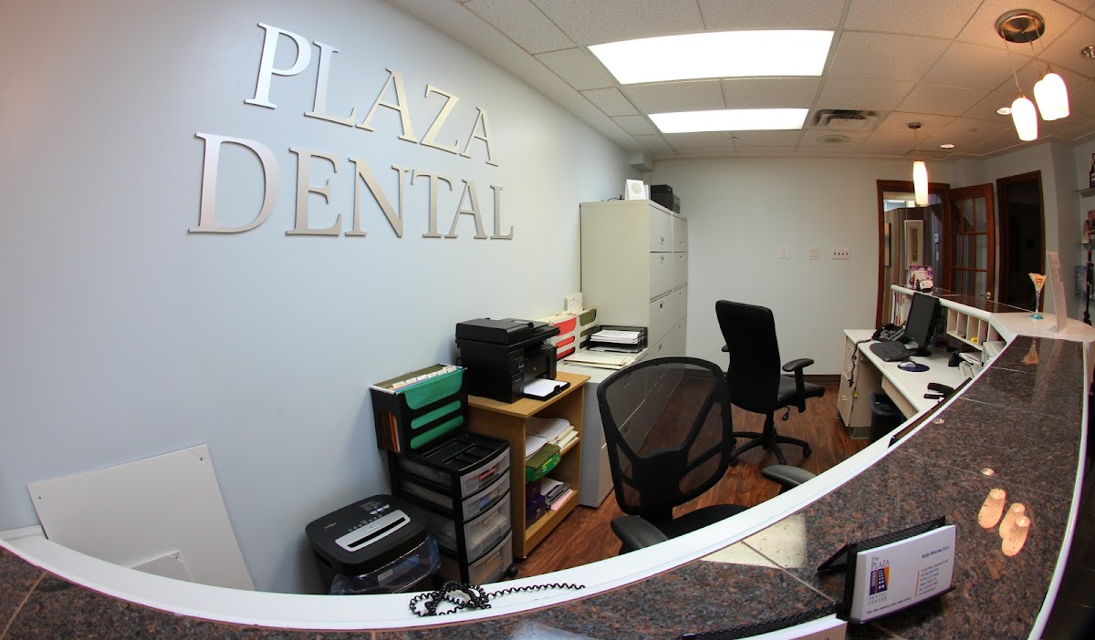 The Plaza Dental Centre dental clinic in Old Toronto - Photo 9