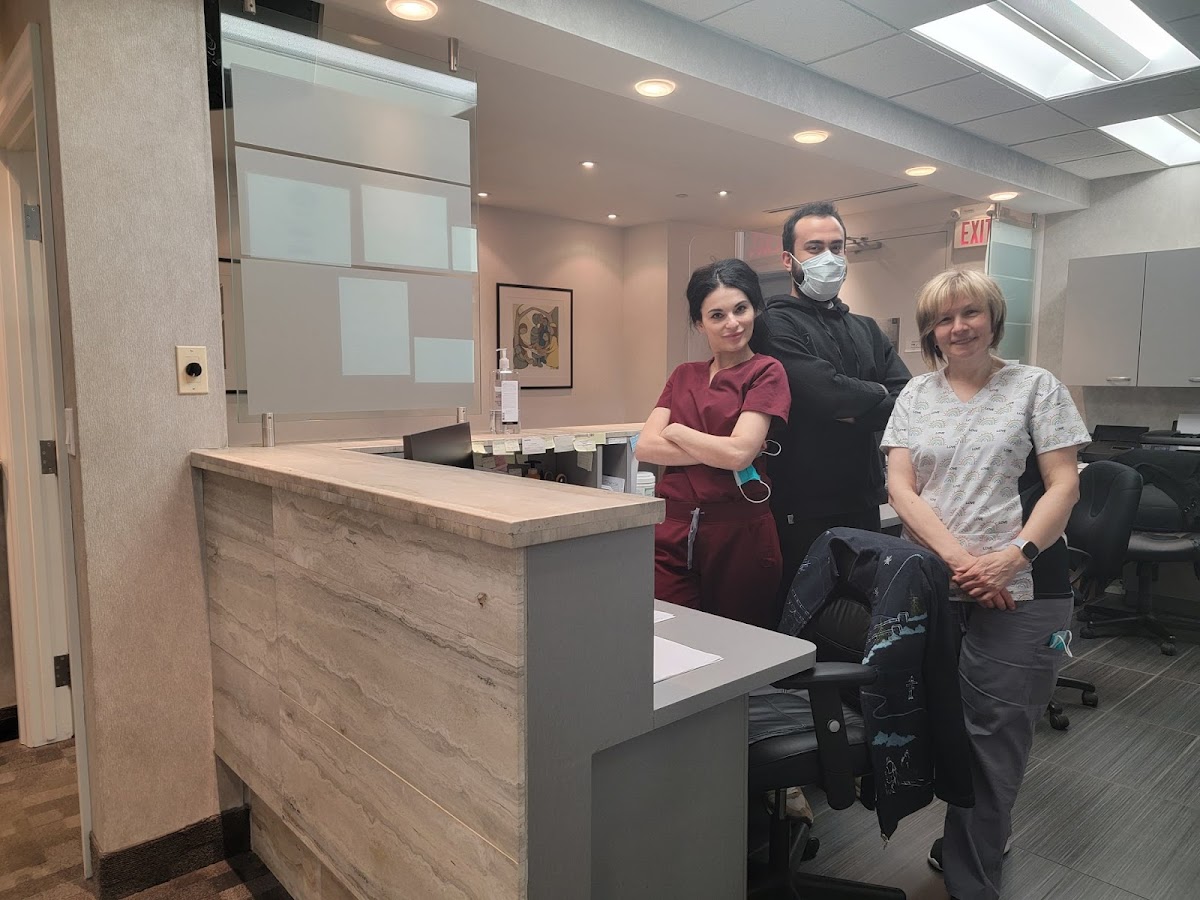 Yonge Street Dental dental clinic in Old Toronto - Photo 6