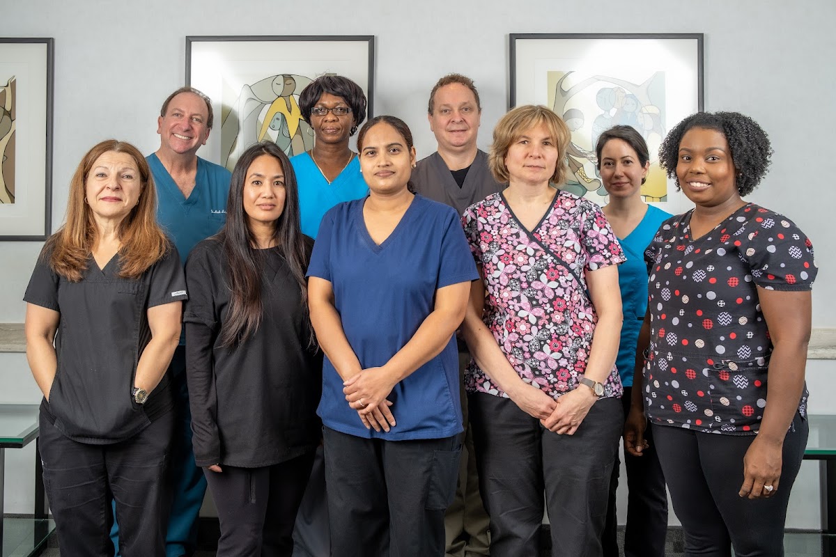 Yonge Street Dental dental clinic in Old Toronto - Photo 8