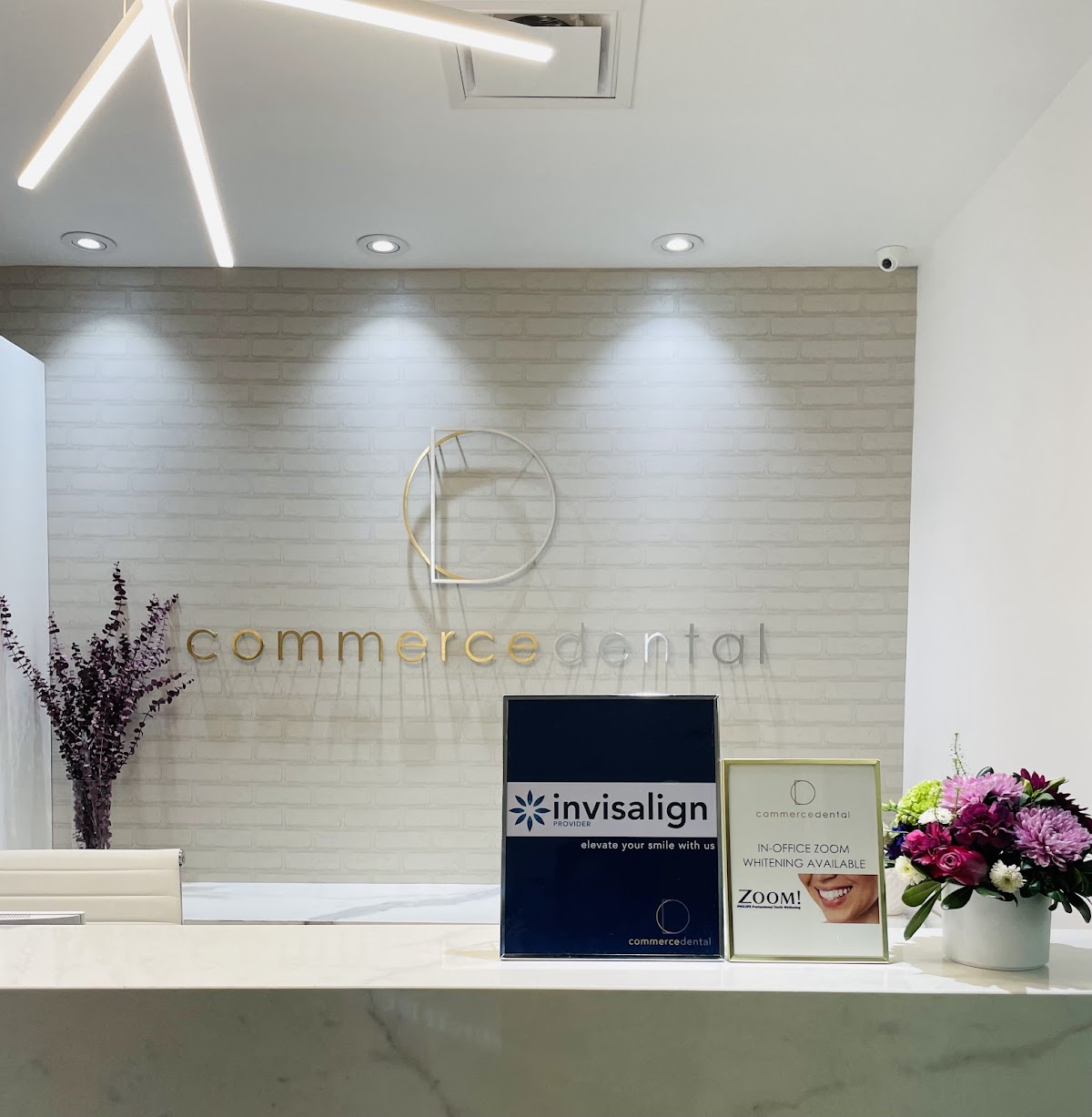 Commerce Dental dental clinic in Old Toronto - Photo 5