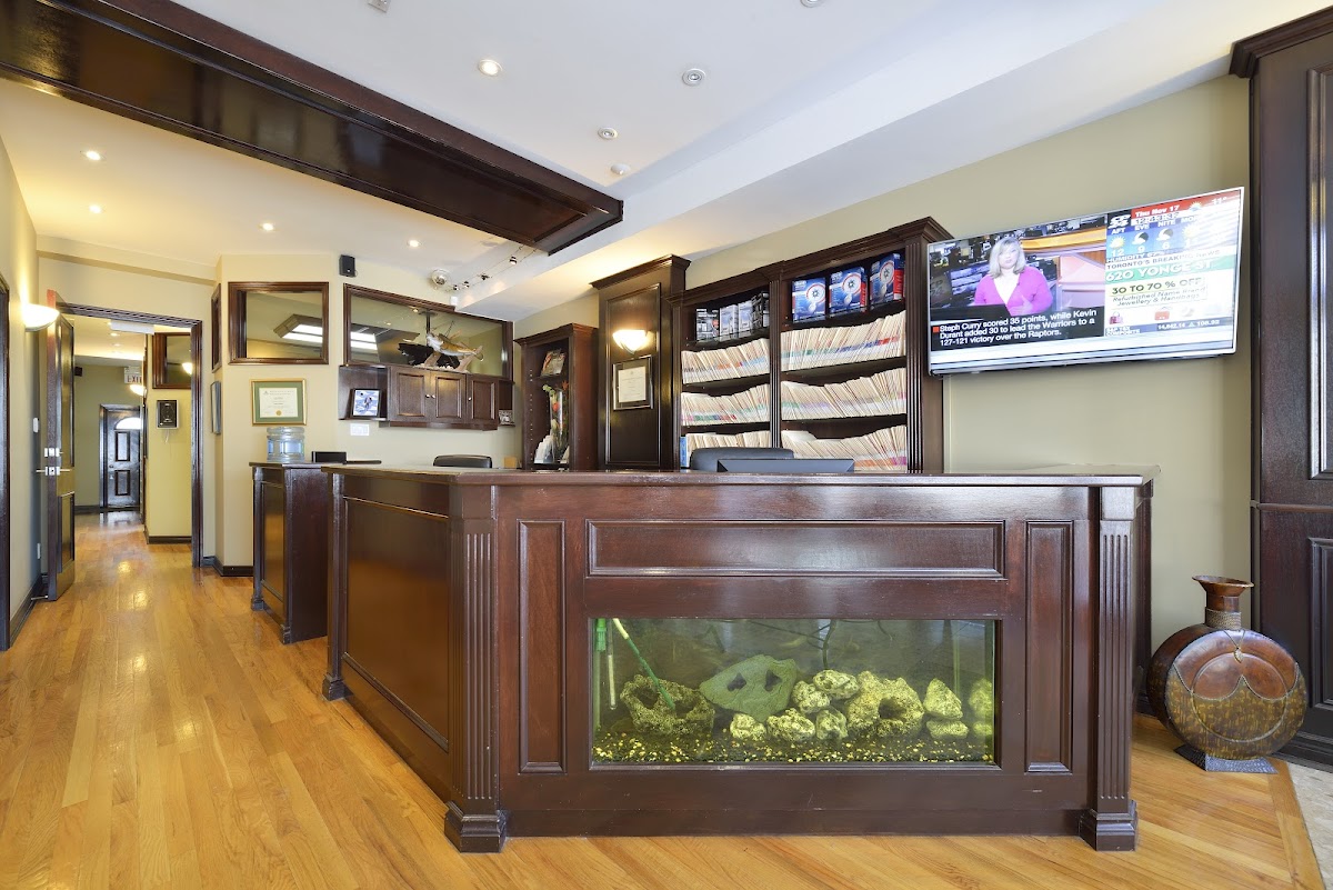 Village Dental dental clinic in Etobicoke - Photo 6
