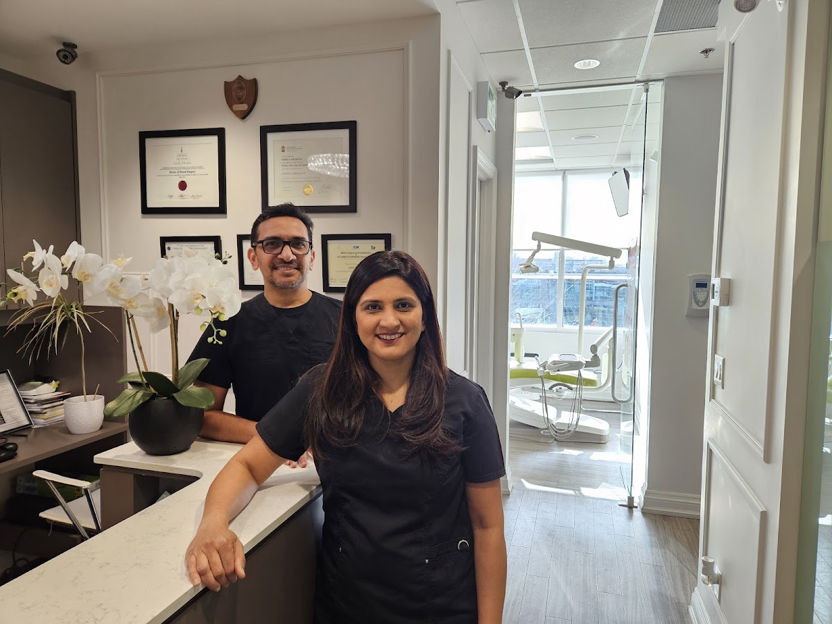 Leaside Village Dental dental clinic in East York - Photo 5