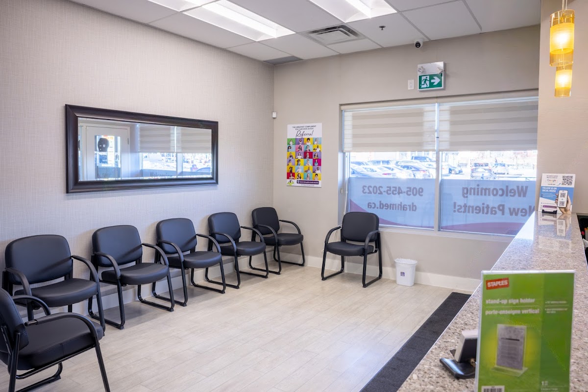 Steeles Mclaughlin Family Dentistry dental clinic in Brampton - Photo 5