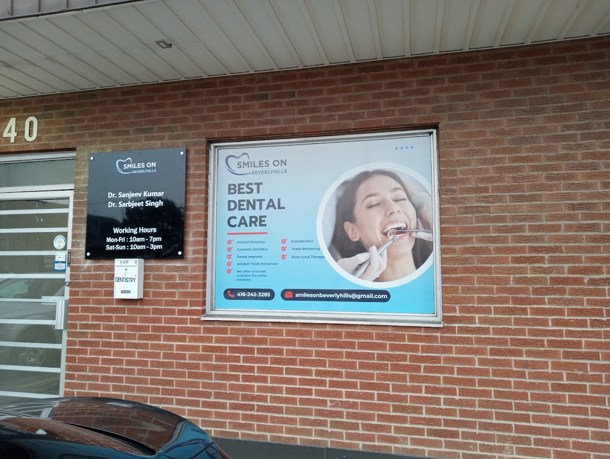 Smiles on Beverly Hills dental clinic in North York - Photo 1
