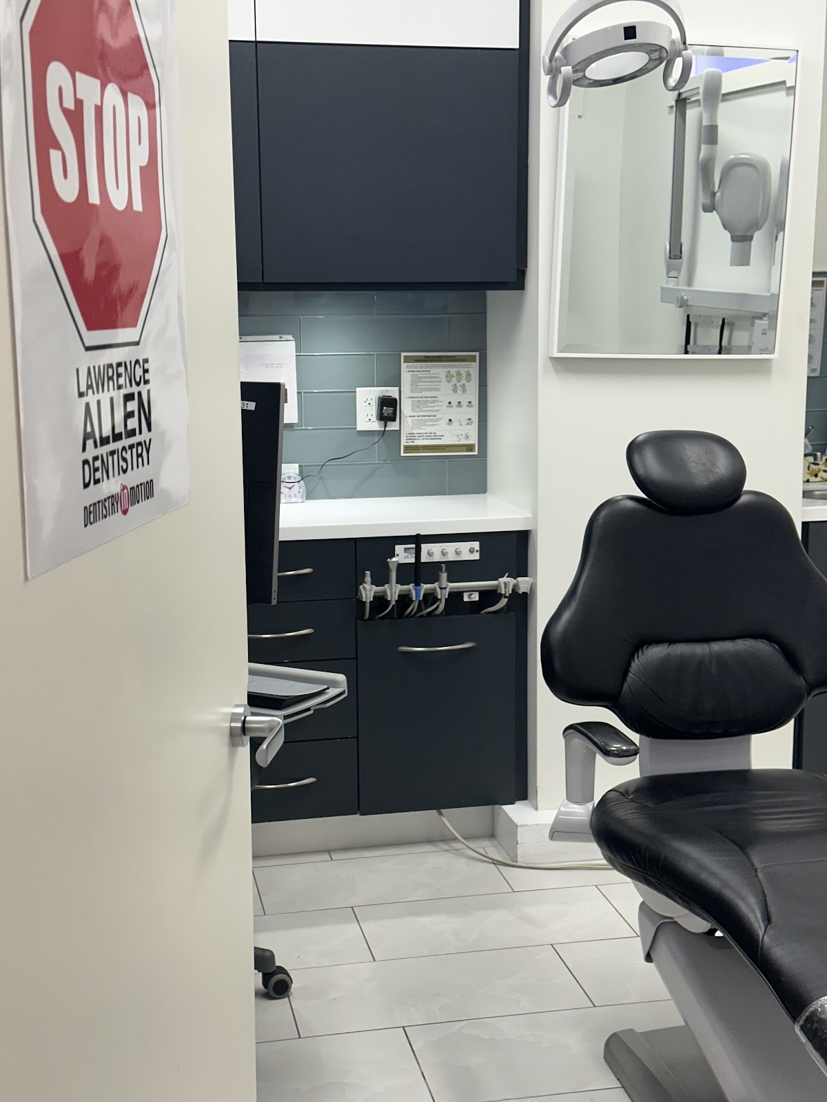 Dentistry in Motion dental clinic in North York - Photo 9