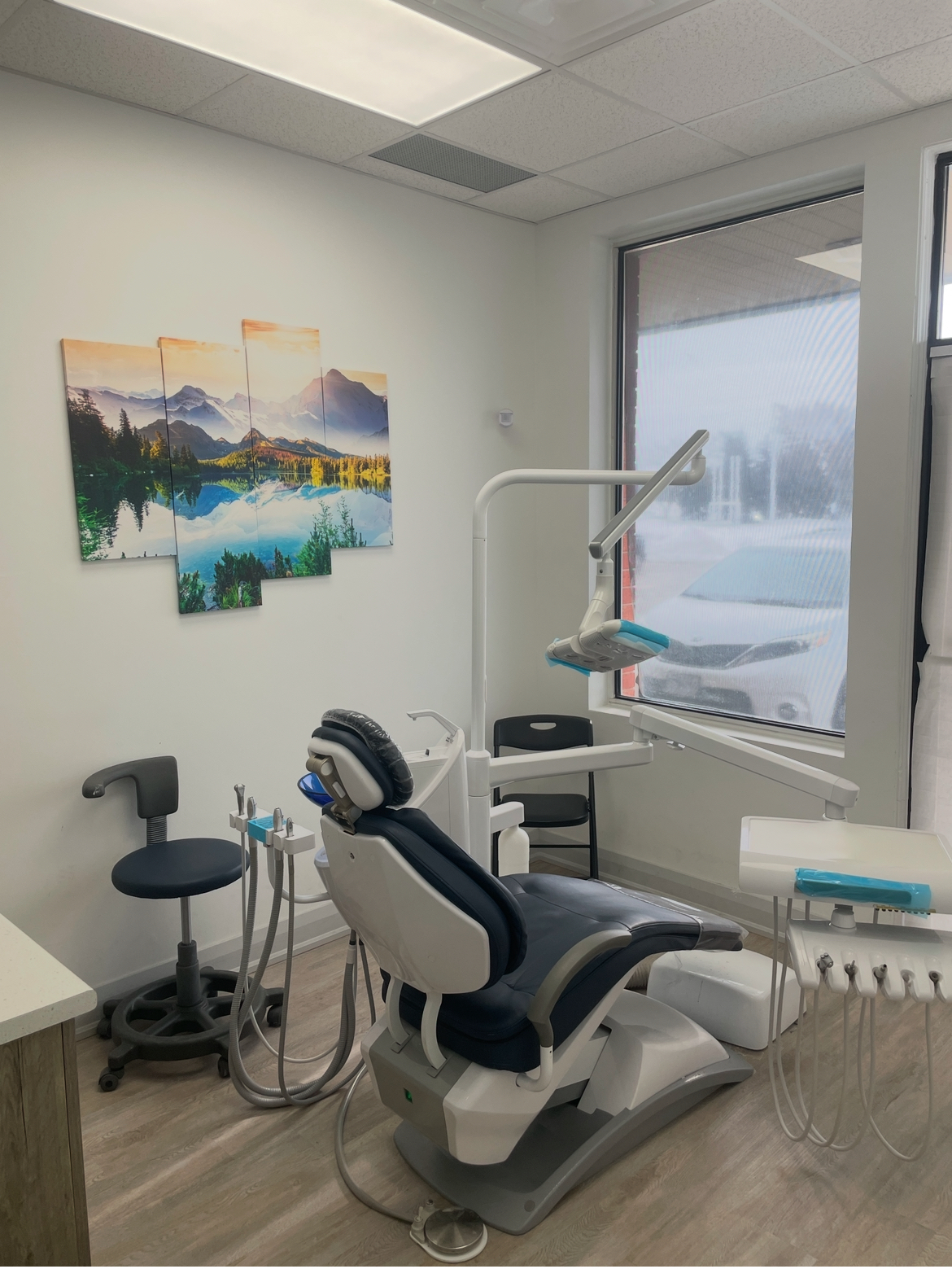 Toothland Dental Clinic dental clinic in Brampton - Photo 3