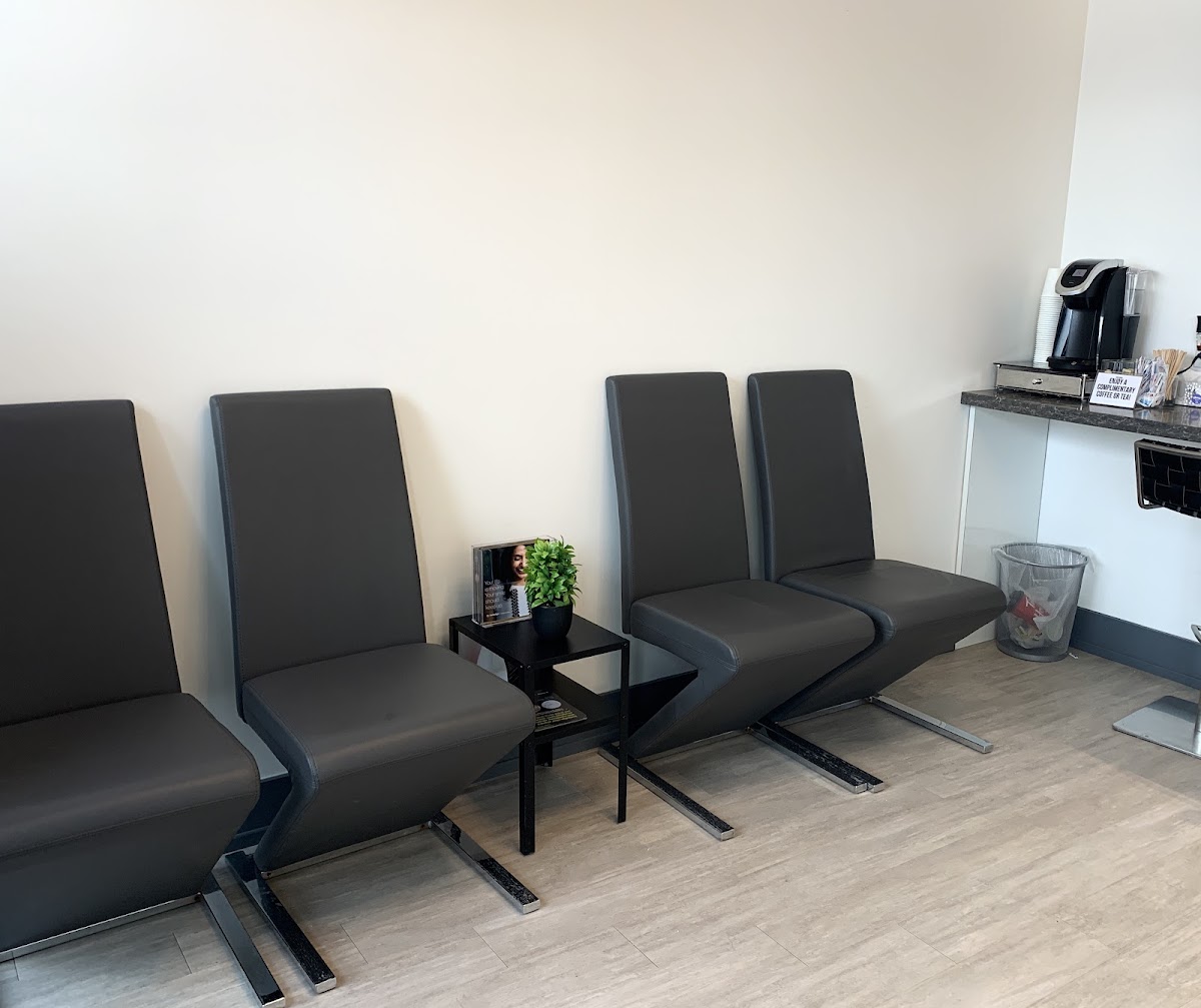 Quad Dental dental clinic in North York - Photo 9