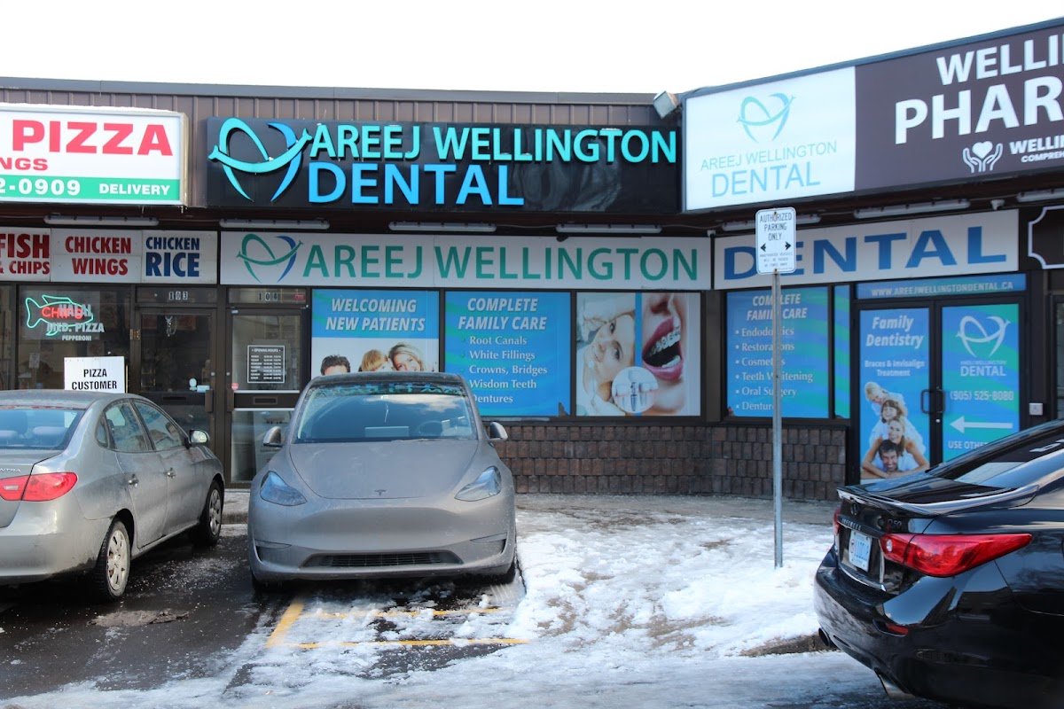 MapleLeaf Smile Dentistry - AREEJ dental clinic in Hamilton - Photo 1