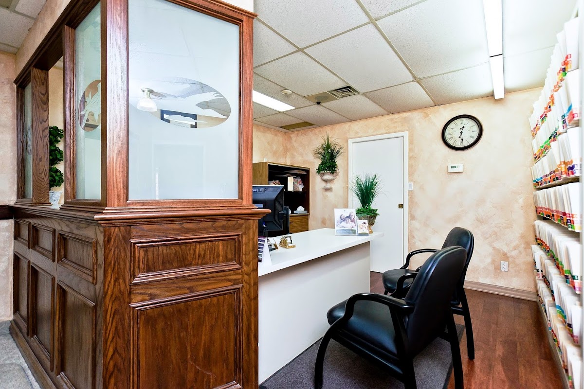Dundas Dental Care dental clinic in Hamilton - Photo 5
