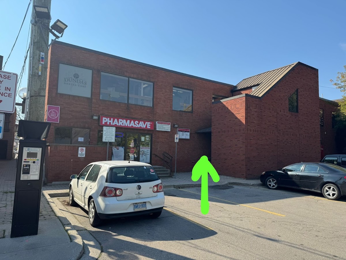 Dundas Dental Care dental clinic in Hamilton - Photo 7