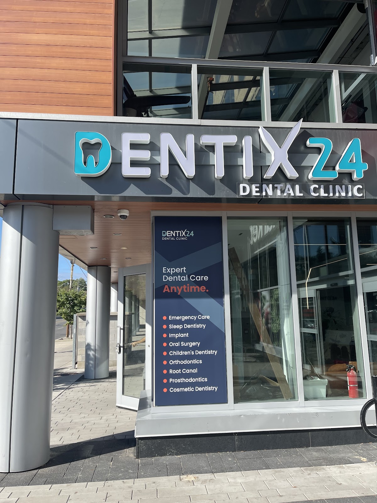 Dentix24 Dental Clinic dental clinic in Old Toronto - Photo 6