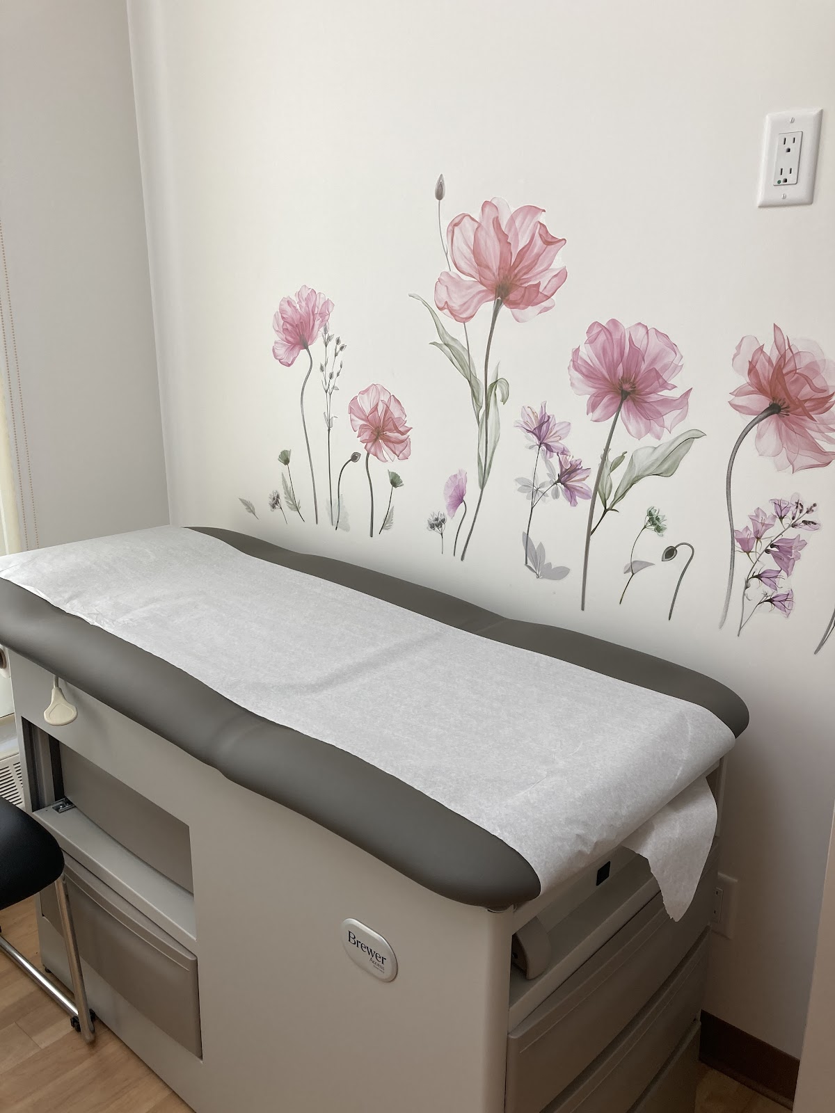Dentalgarten dental clinic in North York - Photo 1
