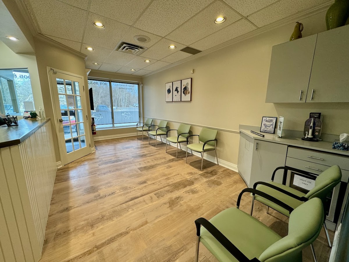 Holland Landing Dental dental clinic in East Gwillimbury - Photo 3