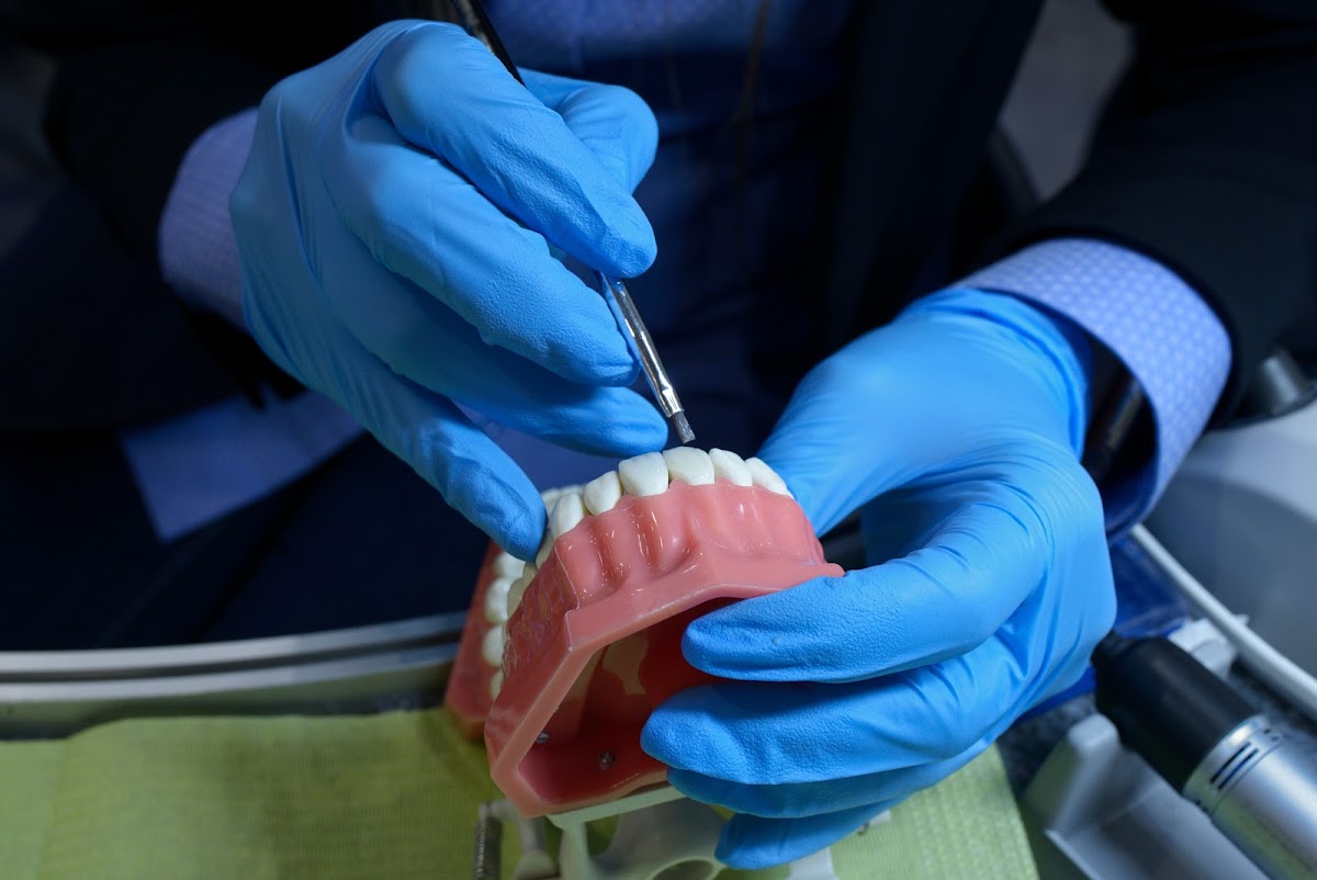 London Dental House dental clinic in London - Photo 4
