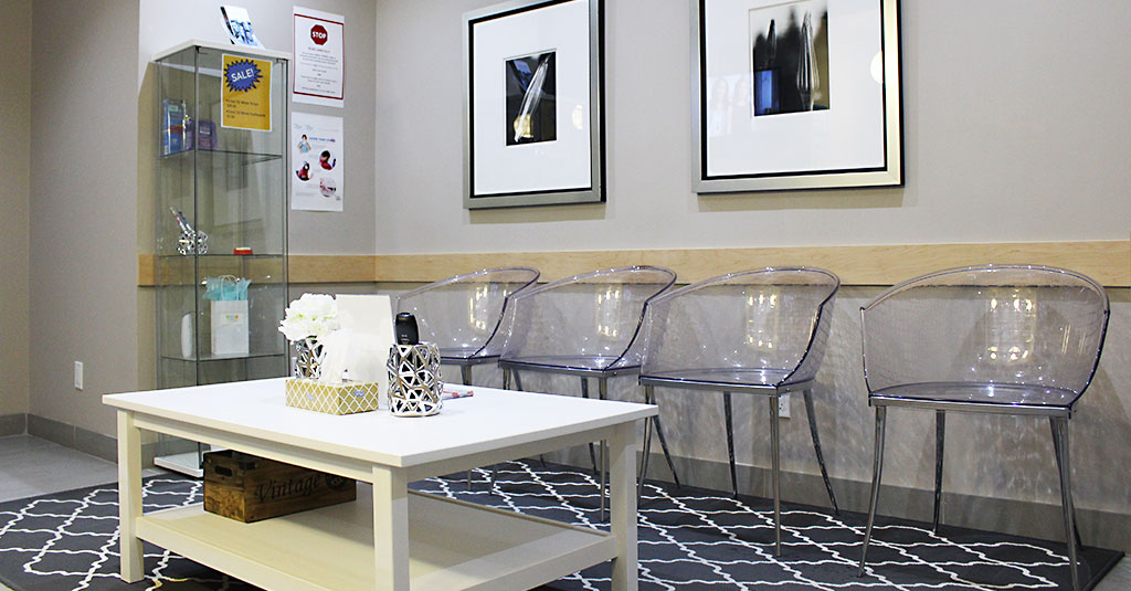 LG Dental Centre dental clinic in Old Toronto - Photo 5