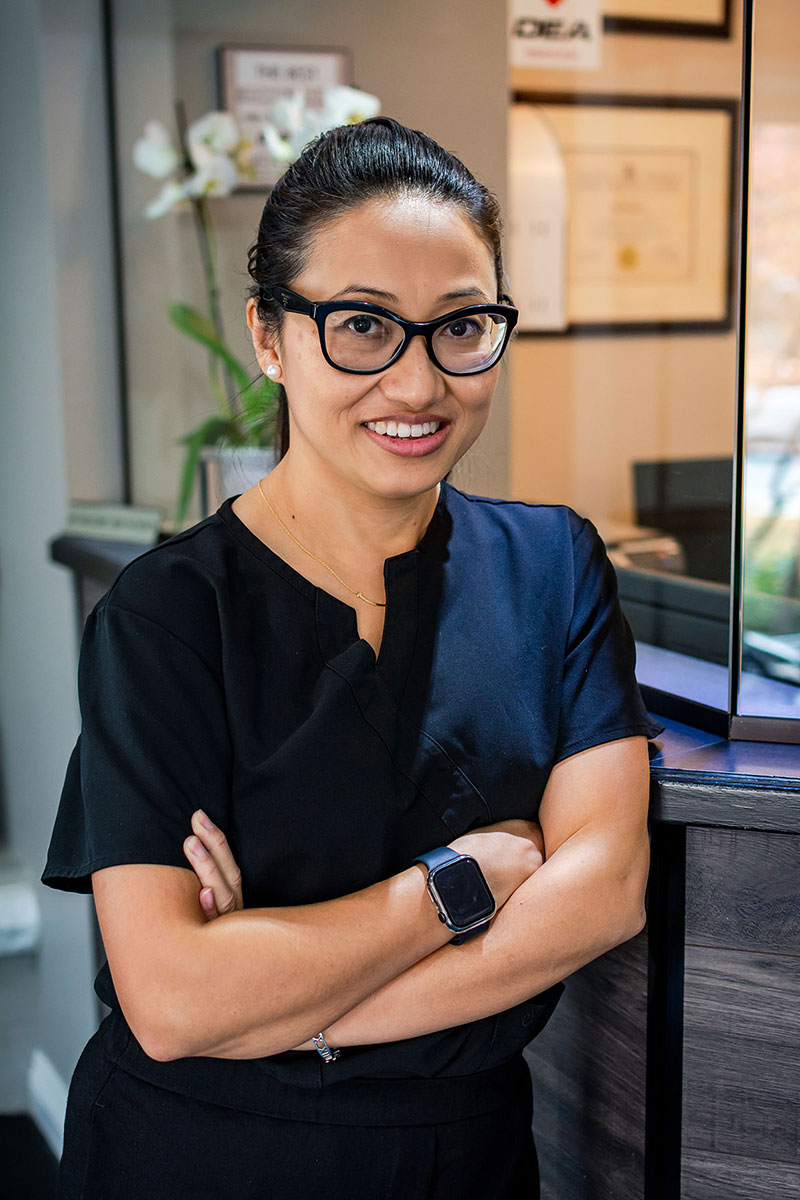 Dentistry on Dunn ~ Dr. Sucheta, Family Oakville Dental dental clinic in Oakville - Photo 1