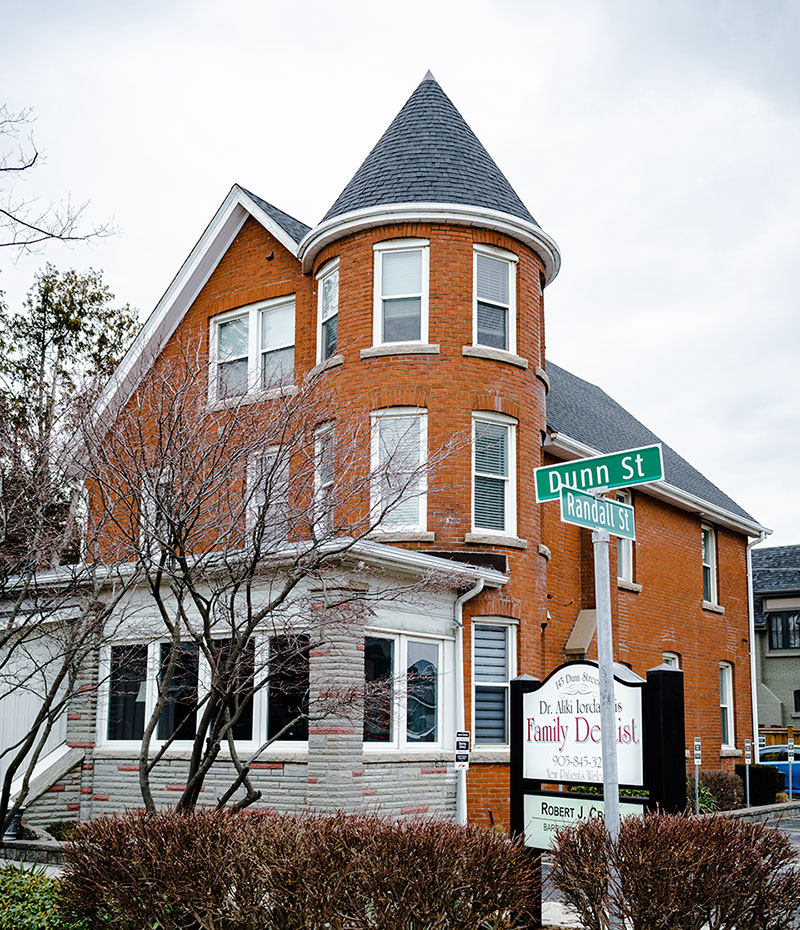 Dentistry on Dunn ~ Dr. Sucheta, Family Oakville Dental dental clinic in Oakville - Photo 2