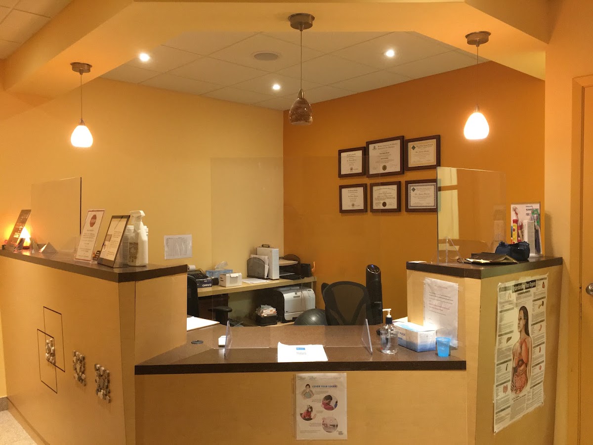 Nika Dental Center dental clinic in North York - Photo 1