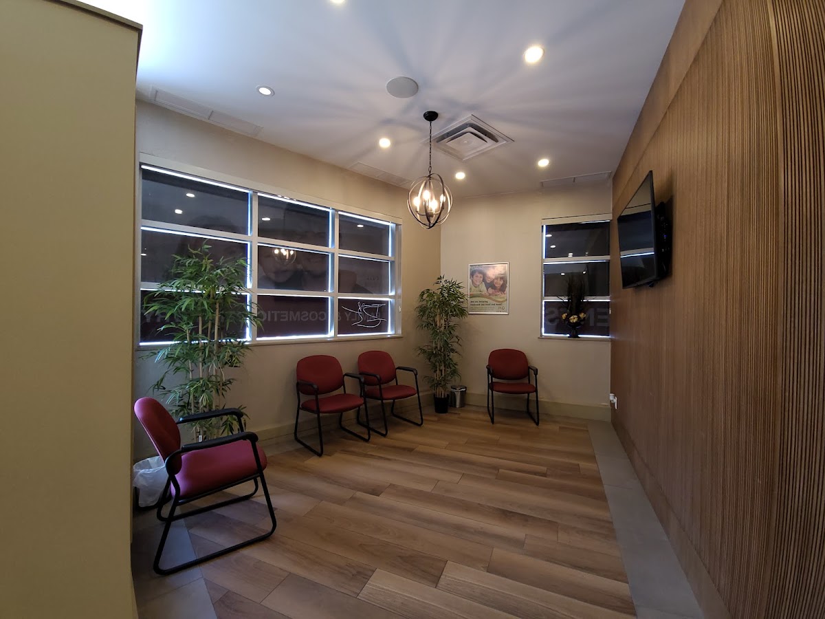PL Dental By Everbright Smiles dental clinic in Scarborough - Photo 5